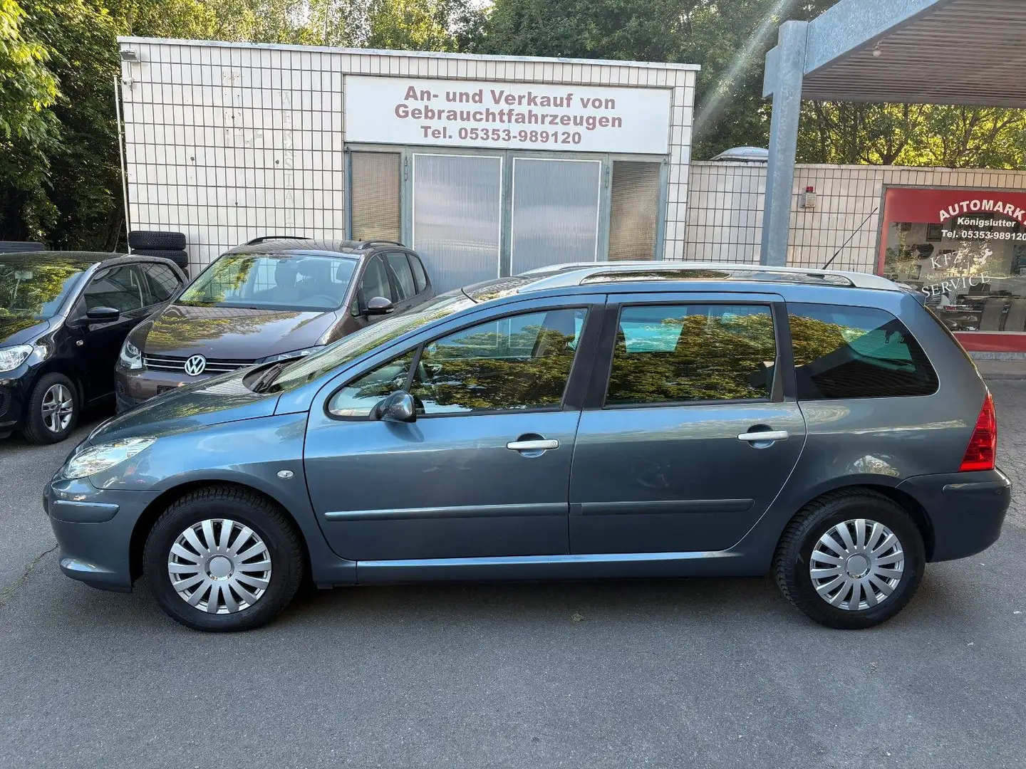 Peugeot 307 Break/ SW SW Oxygo Automatik **PANORAMA**... Grau - 2
