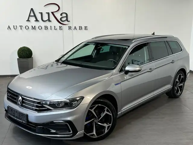 Volkswagen Passat main image
