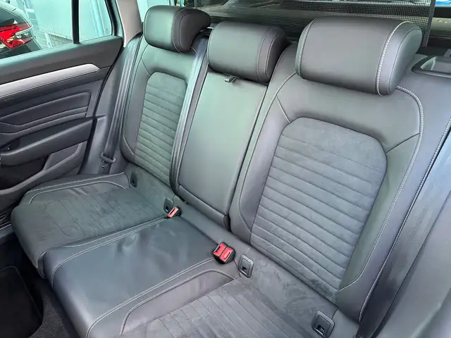 Volkswagen Passat view 18
