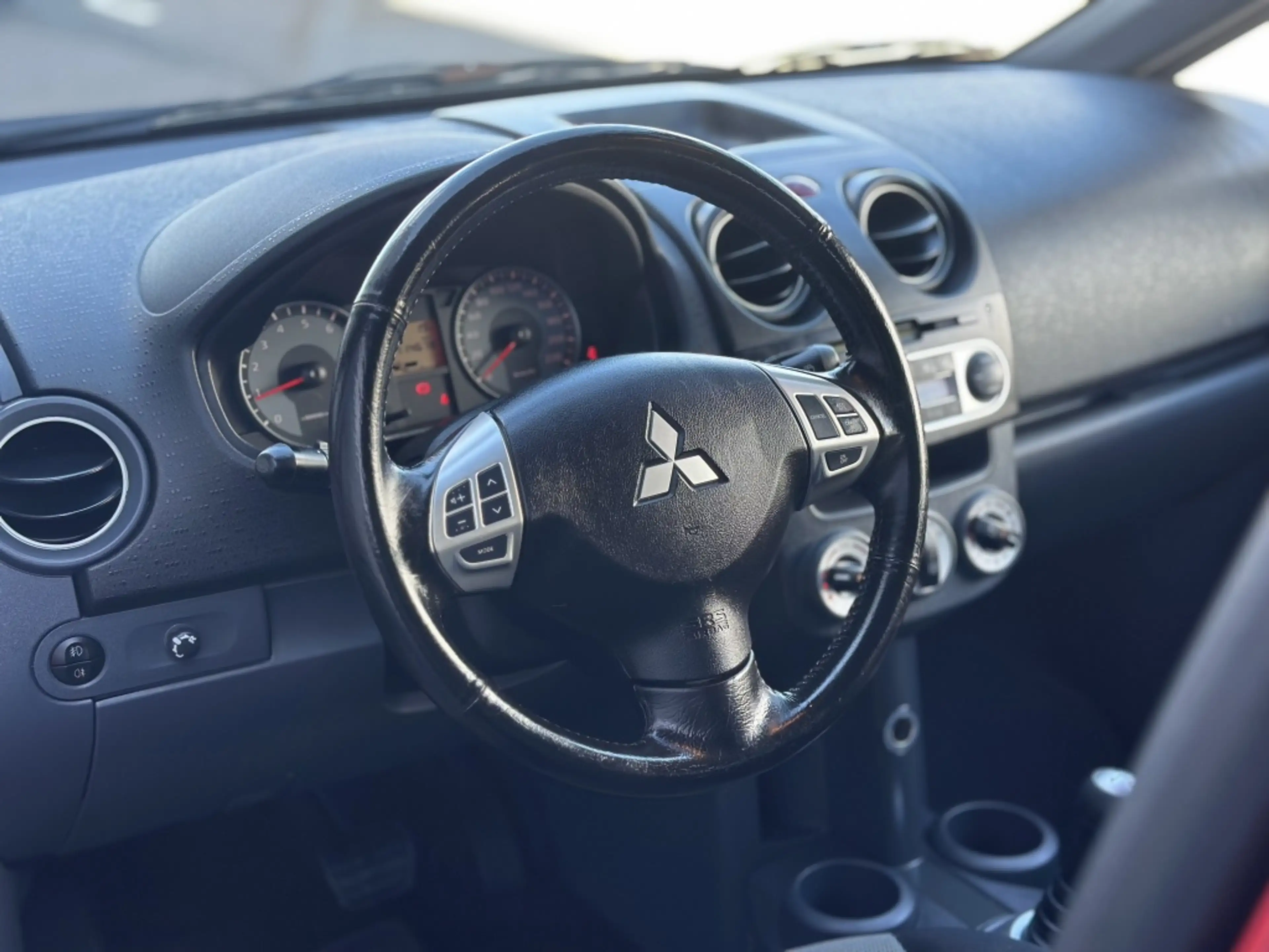 Mitsubishi Colt 1.3 Edition Two / Automaat / Airco — photo 18