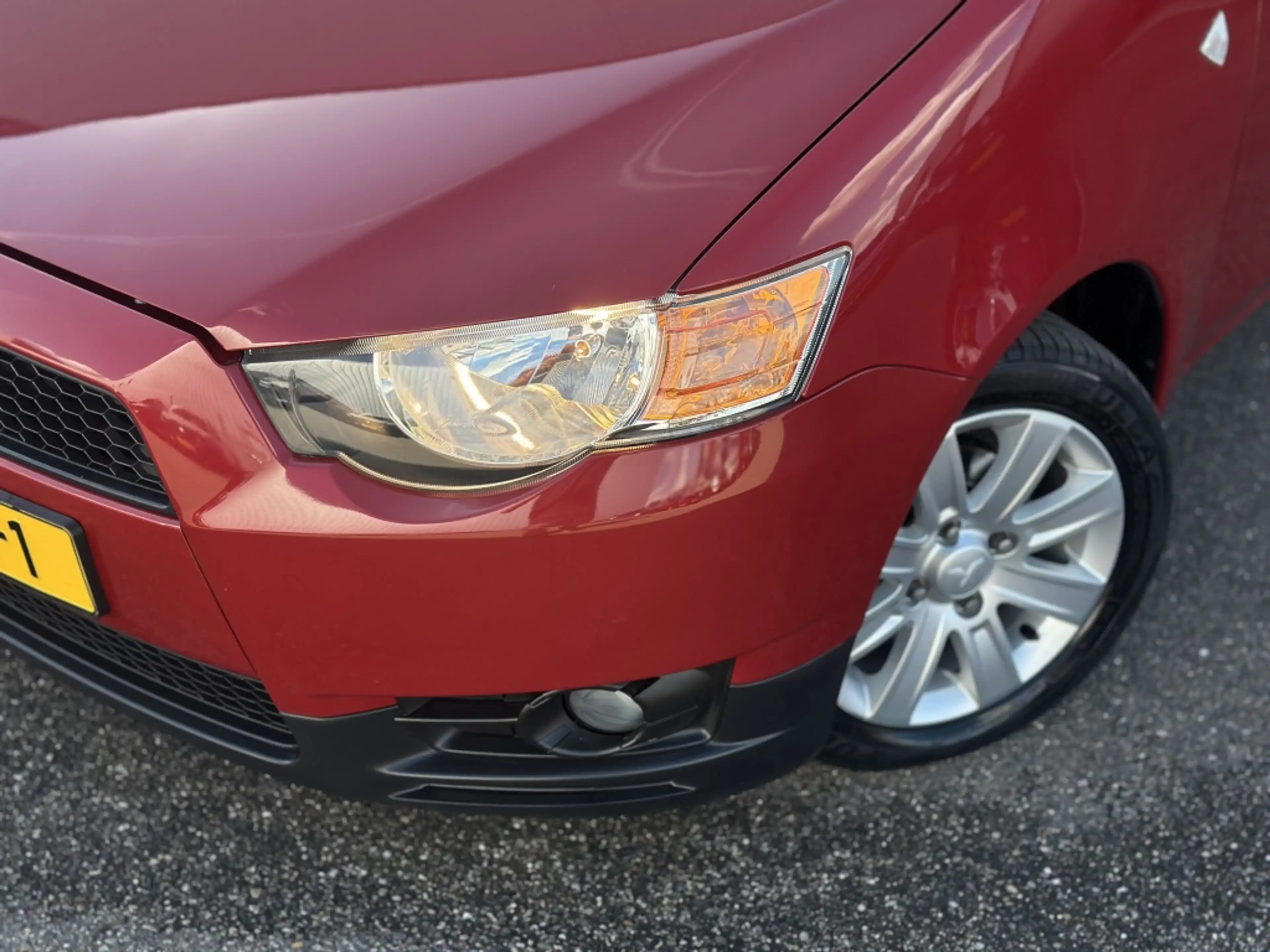 Mitsubishi Colt 1.3 Edition Two / Automaat / Airco — photo 8
