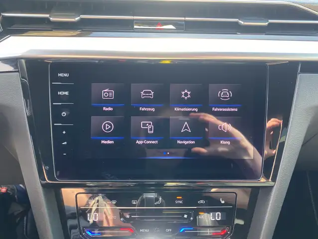 Volkswagen Arteon view 9
