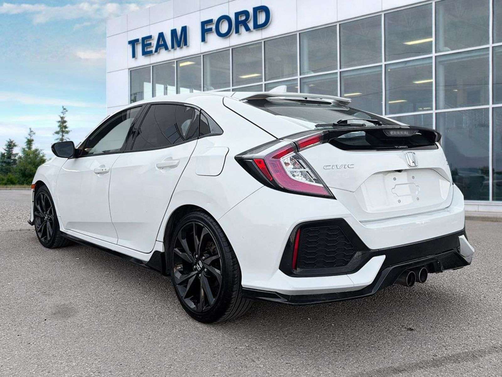 2018 Honda Civic SPORT TOURING, 1.5L I-4 ENG, HEATED FRONT SEATS, H — снимка 1