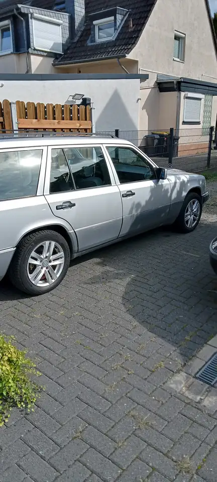 Mercedes-Benz E 200 TE S124, Tüv neu, Autom., Neuteile, foto 1