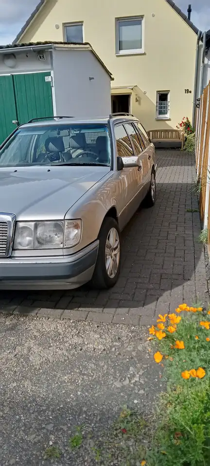 Mercedes-Benz E 200 TE S124, Tüv neu, Autom., Neuteile, foto 9
