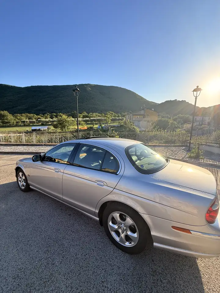 Jaguar S-Type 3.0 V6 Executive, foto 4