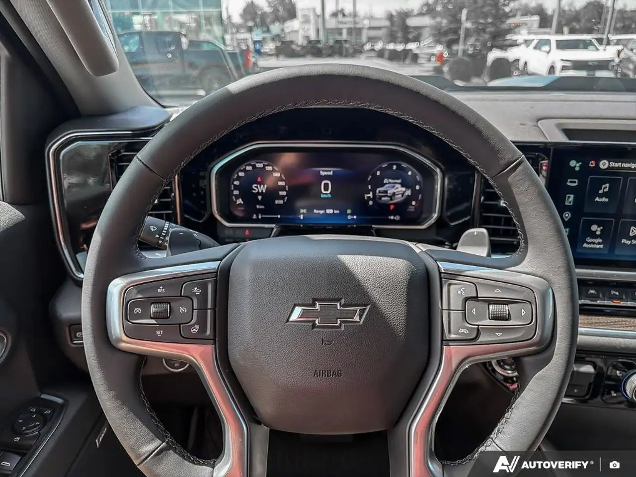 Chevrolet Silverado 1500 снимка Chevrolet Silverado 1500