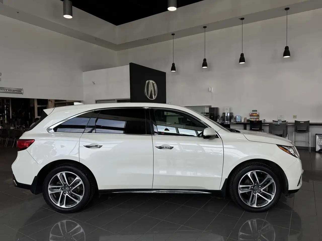 Acura MDX снимка Acura MDX