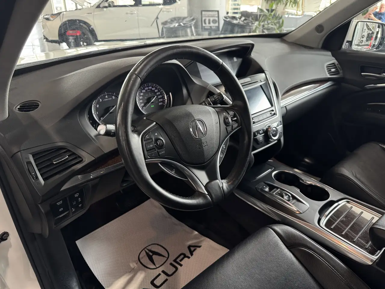 Acura MDX снимка Acura MDX