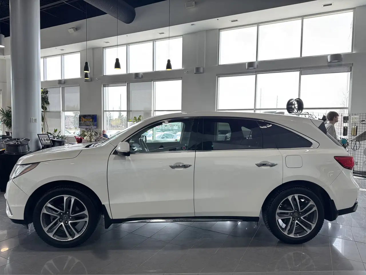 Acura MDX снимка Acura MDX