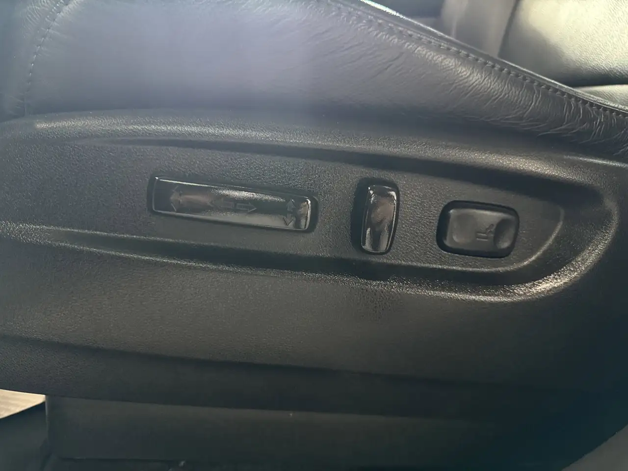 Acura MDX снимка Acura MDX