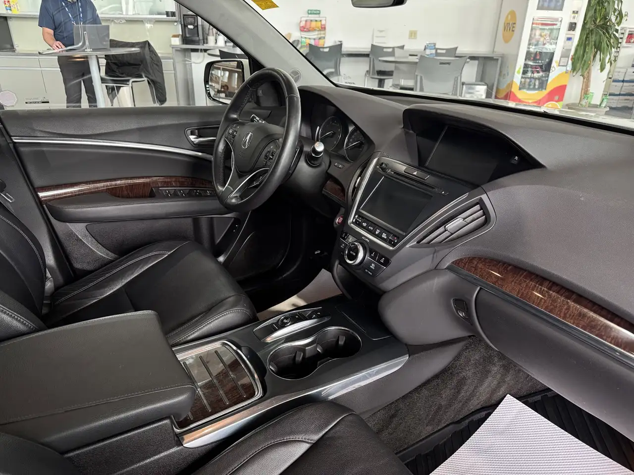 Acura MDX снимка Acura MDX