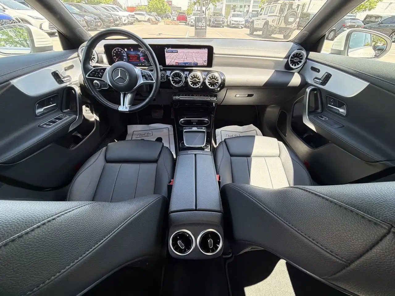 Mercedes-Benz CLA снимка Mercedes-Benz CLA