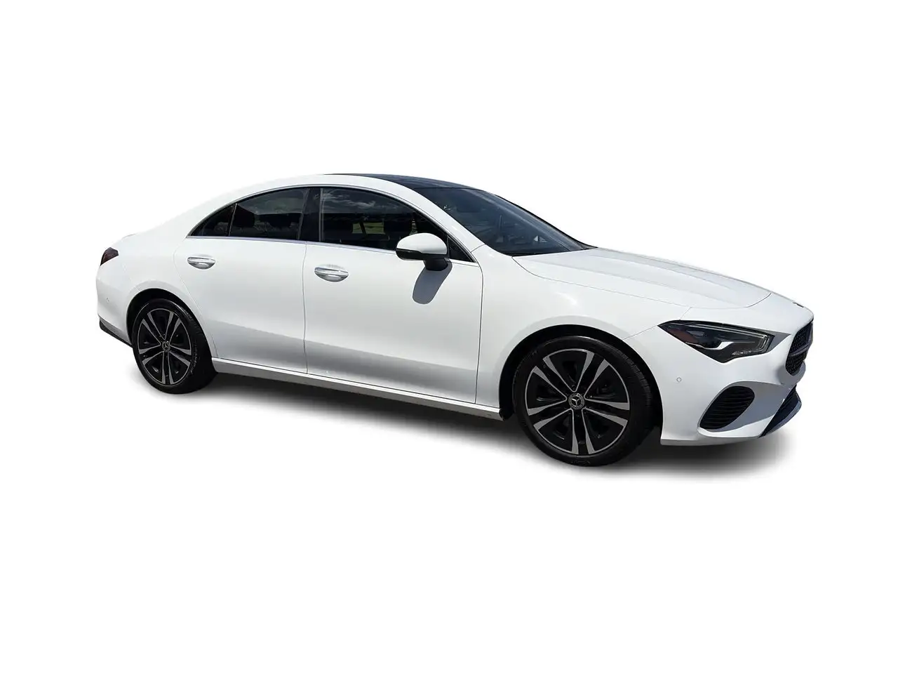 Mercedes-Benz CLA снимка Mercedes-Benz CLA