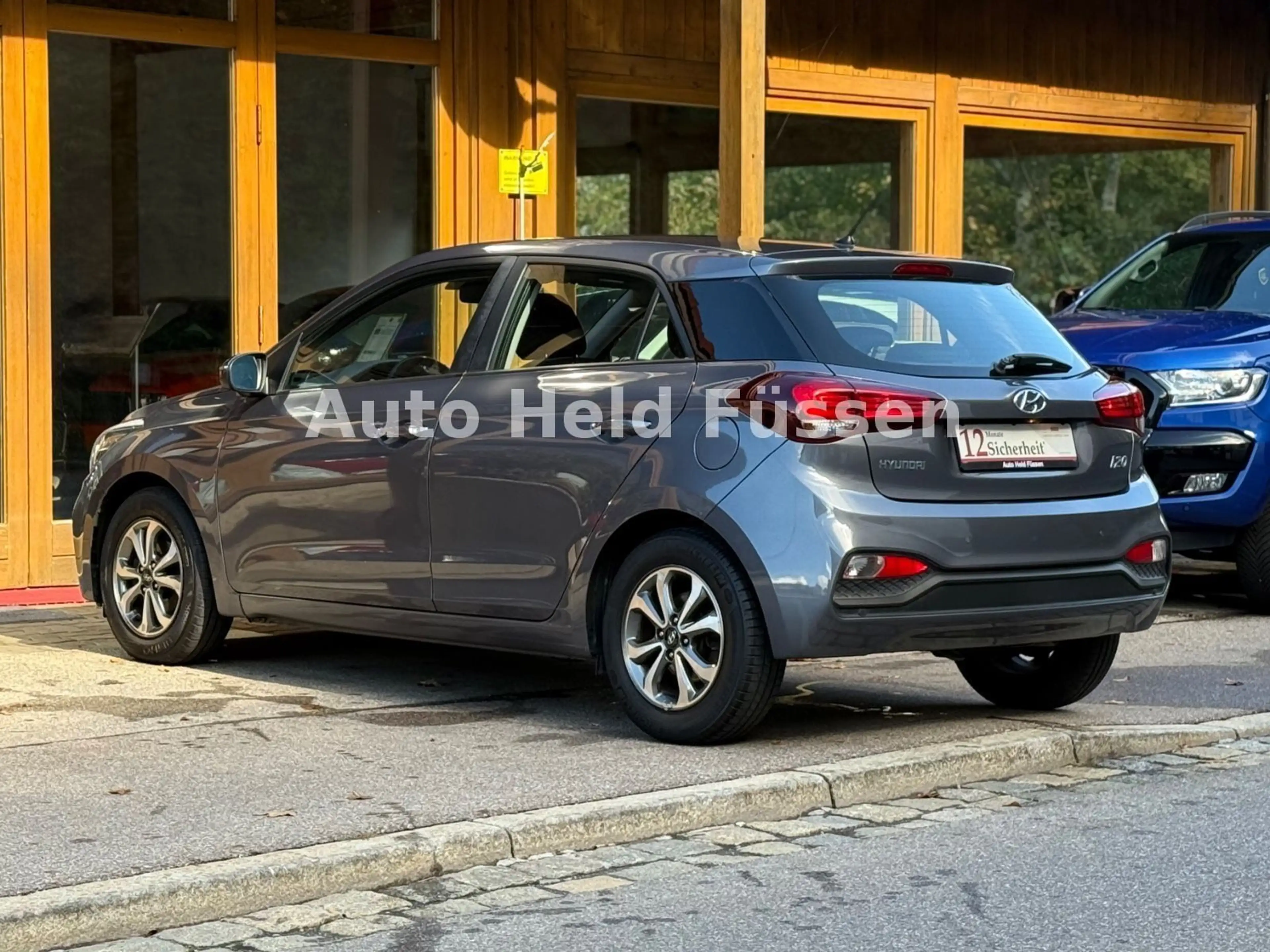 Hyundai i20 Trend Klima Tempomat Shz TÜV 10.27 — photo 7