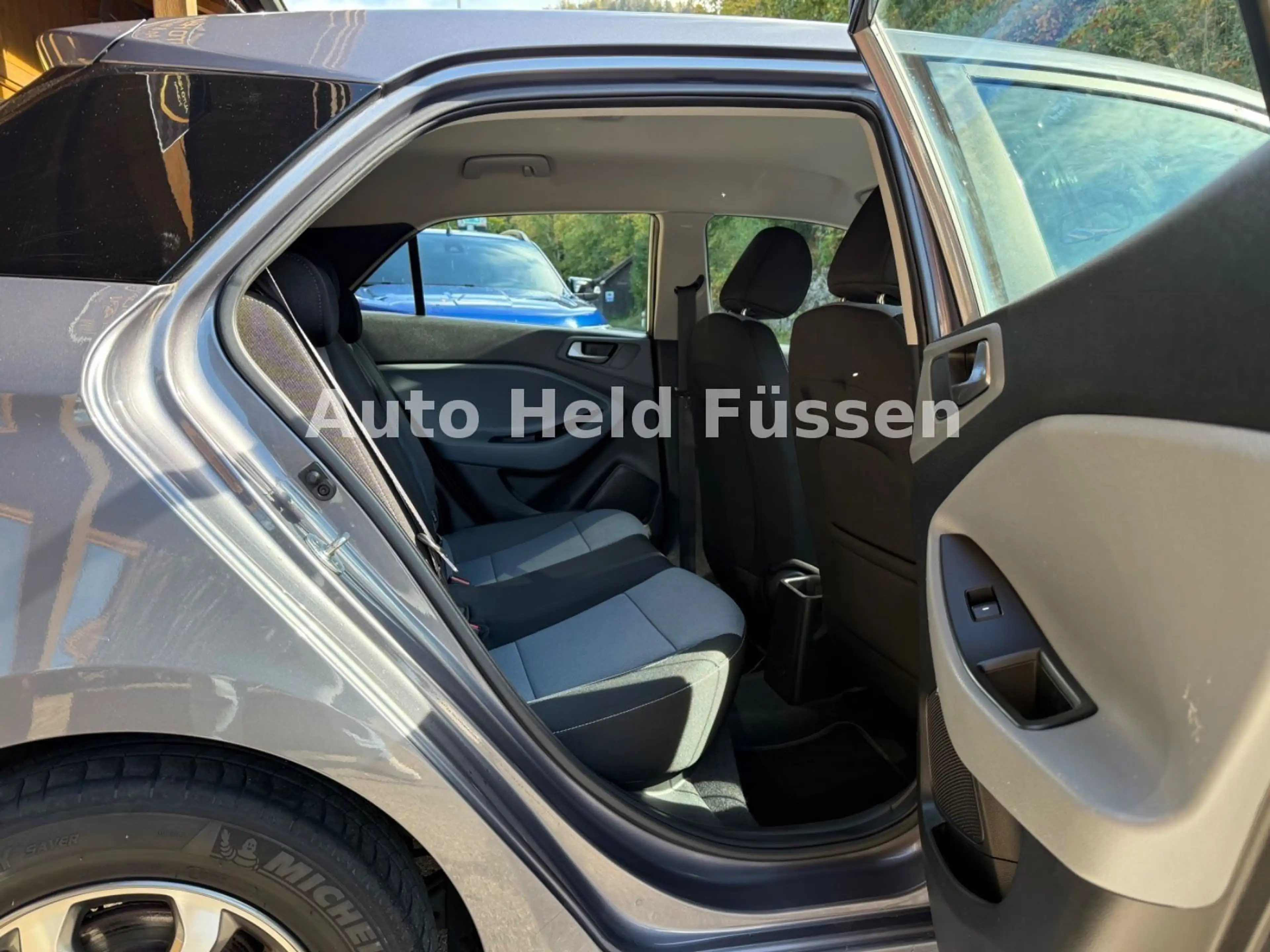 Hyundai i20 Trend Klima Tempomat Shz TÜV 10.27 — photo 14
