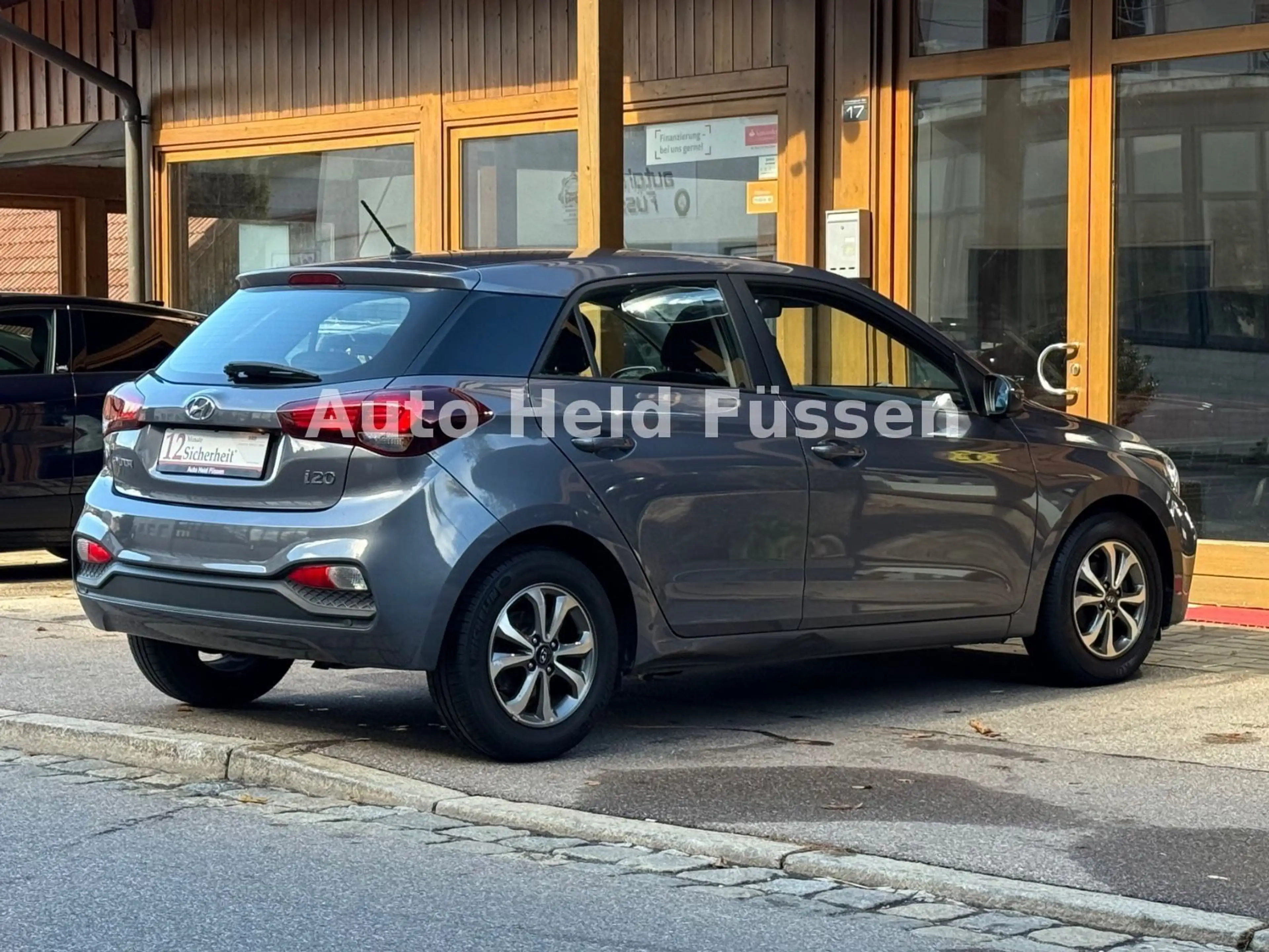 Hyundai i20 Trend Klima Tempomat Shz TÜV 10.27 — photo 5