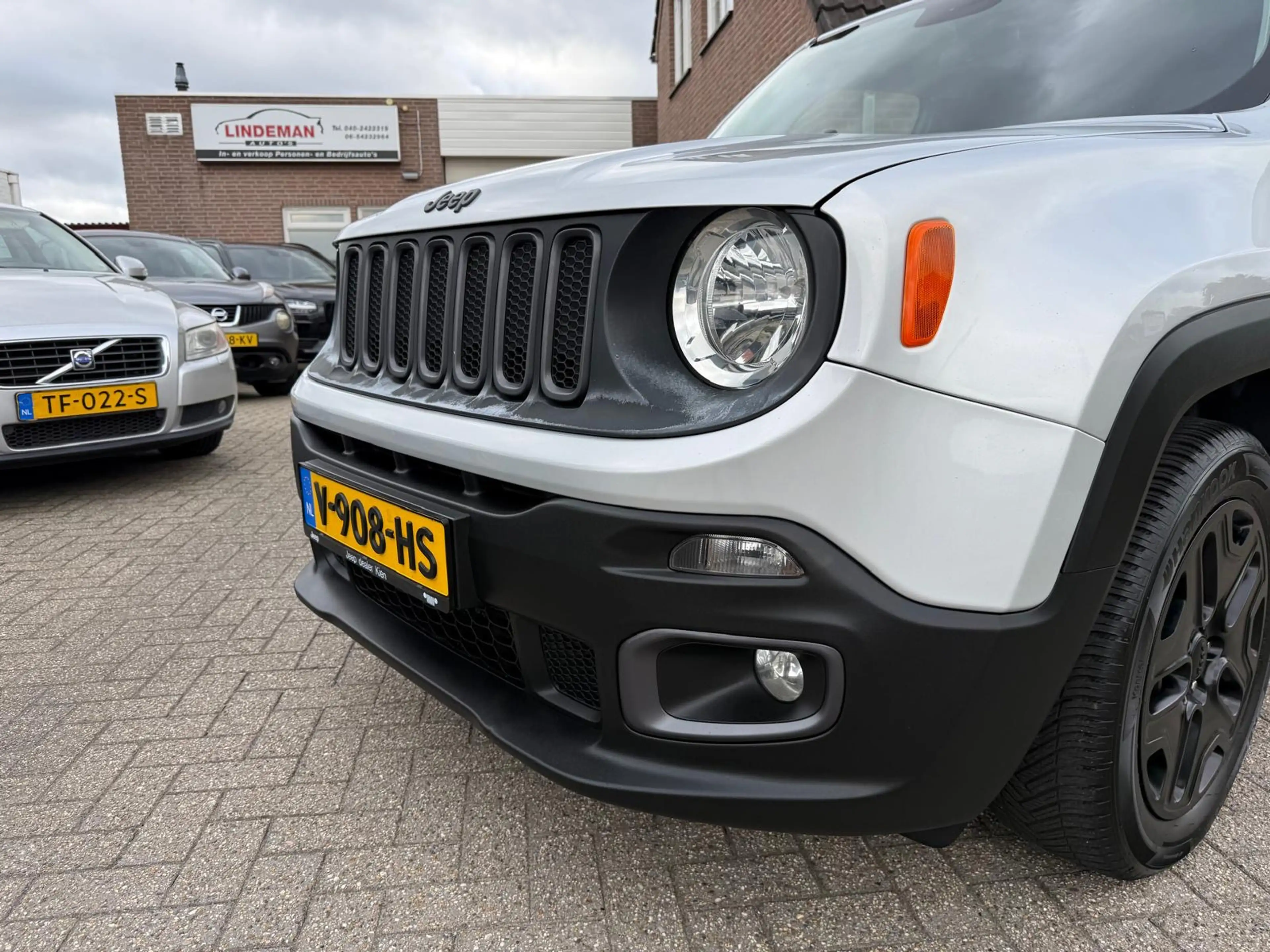 Jeep Renegade 1.4 MultiAir Longitude Airco Navigatie grijs kente — photo 12