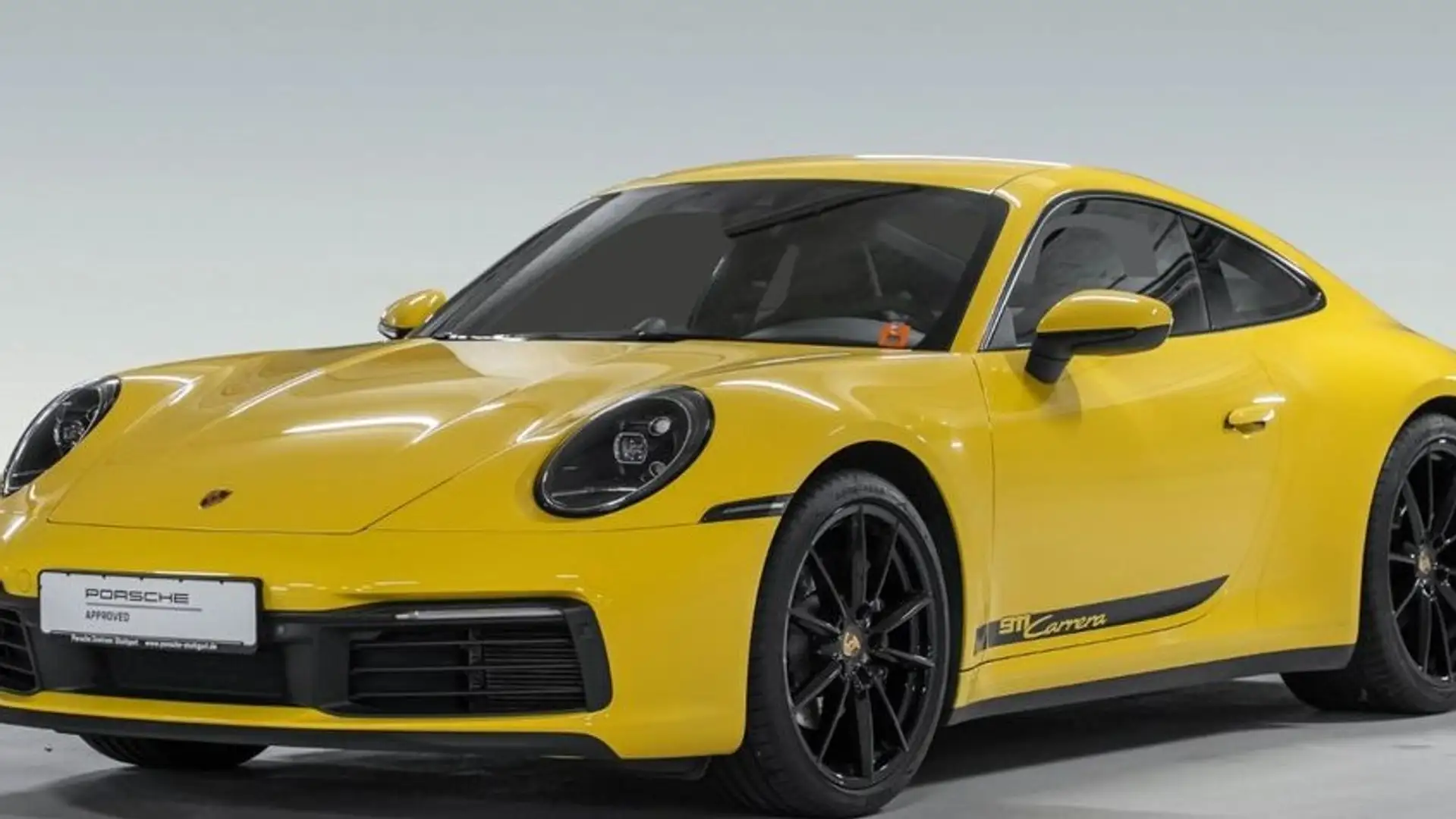 Porsche 992 Carrera Coupé PDK Amarillo - 1