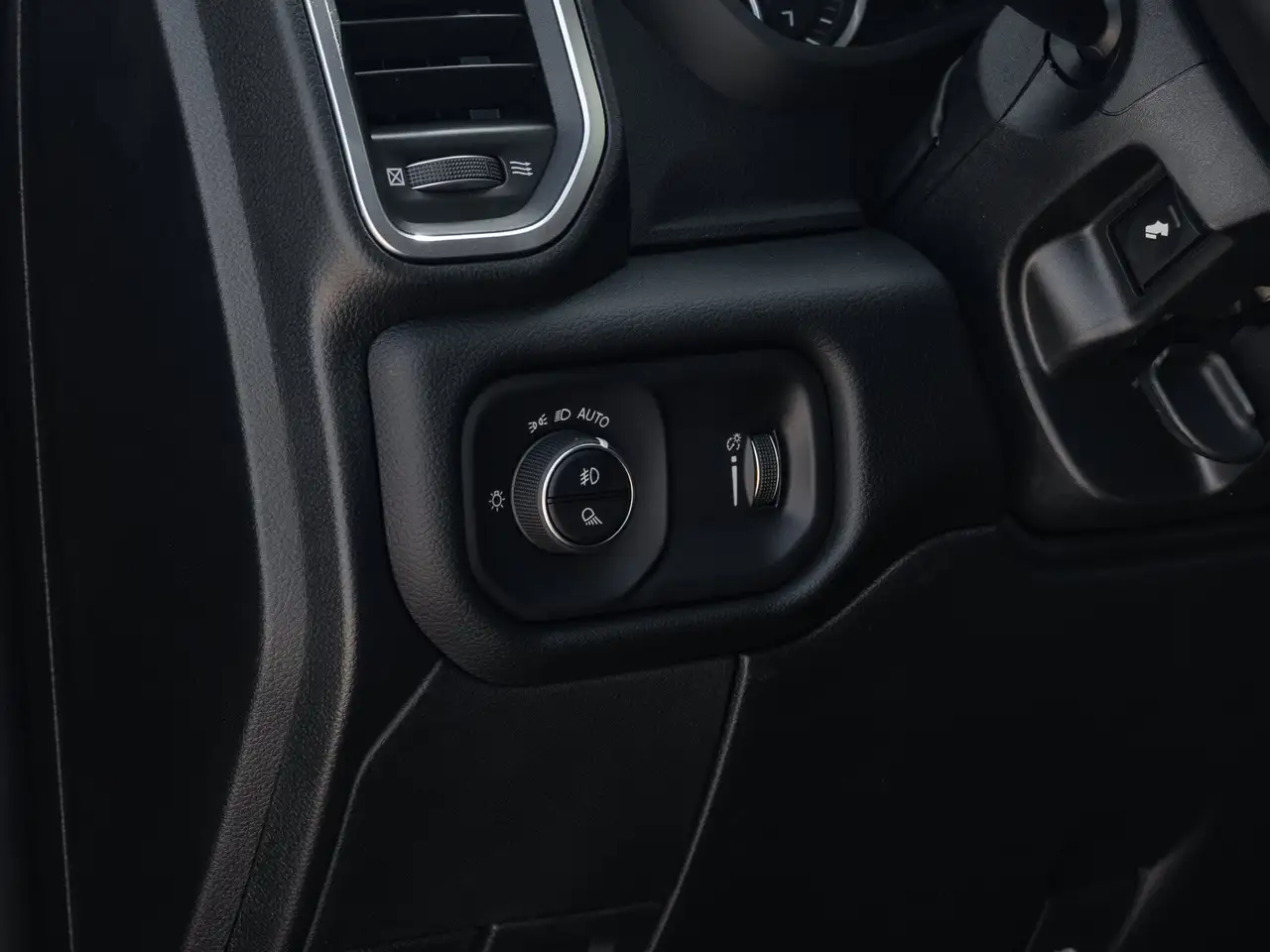 RAM 2500 photo RAM 2500