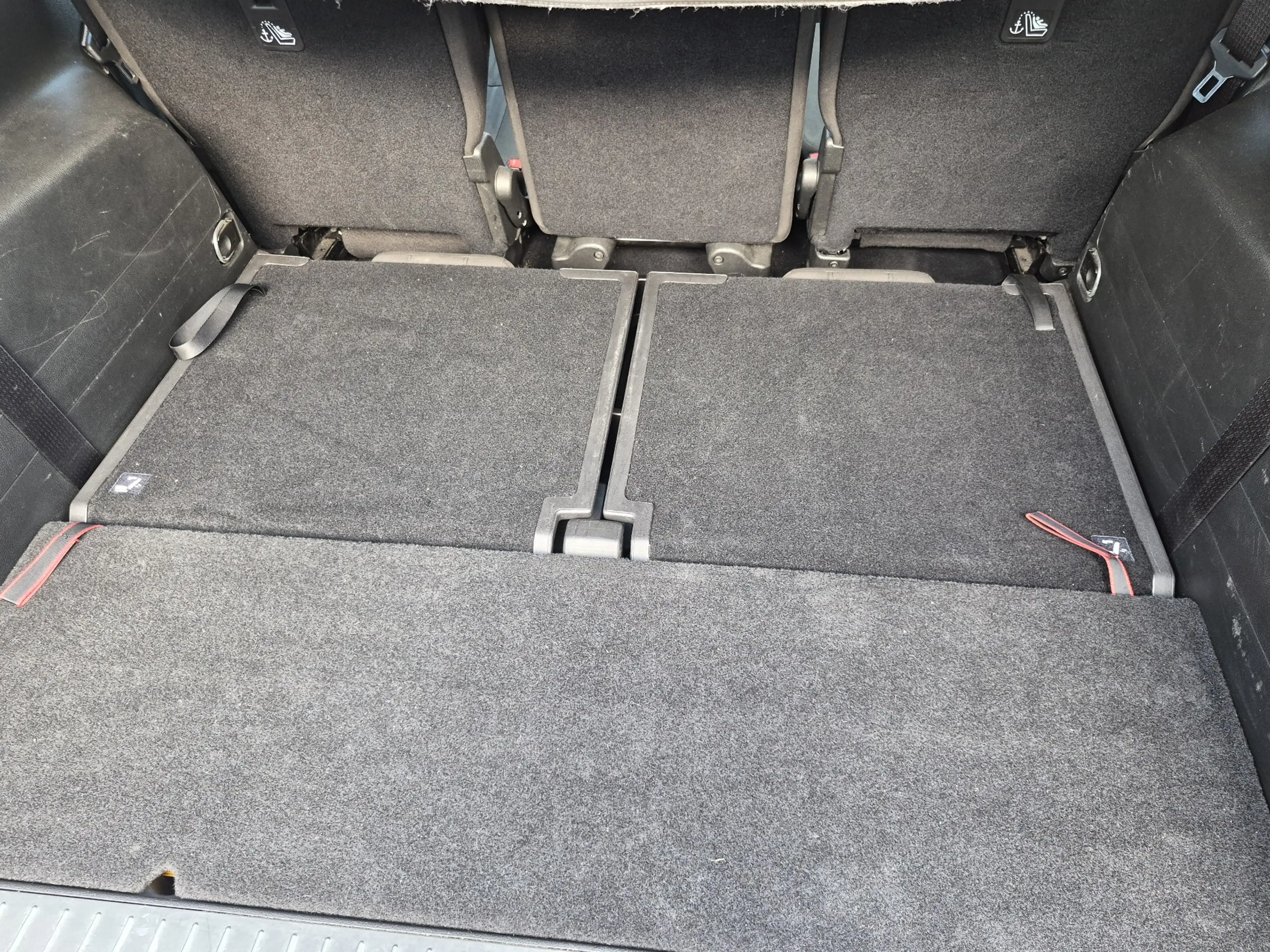 Opel Zafira Tourer Edition/7 Sitze/Klima/Navi/Fahrradträger/Turbo neu — photo 9