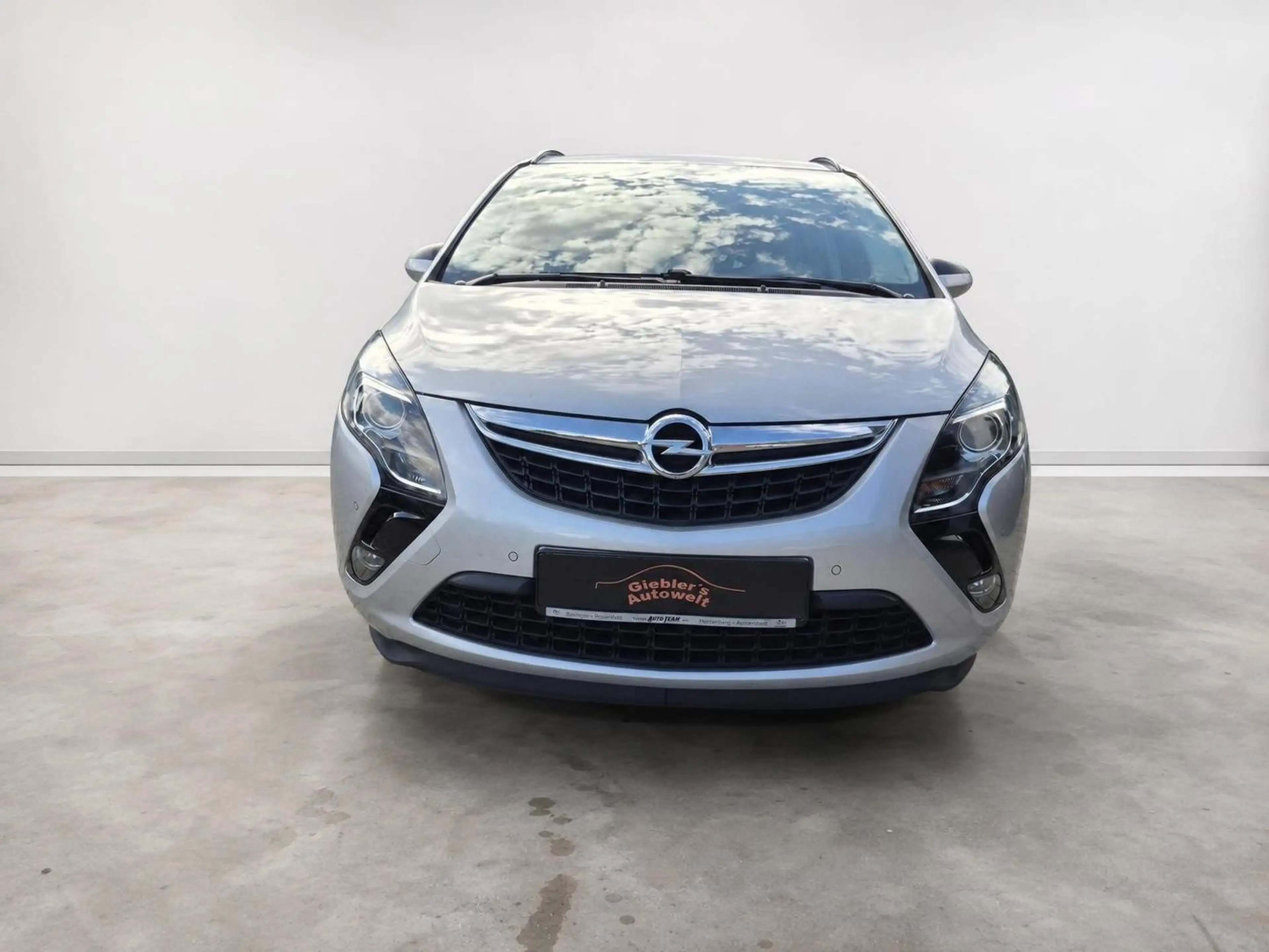 Opel Zafira Tourer Edition/7 Sitze/Klima/Navi/Fahrradträger/Turbo neu