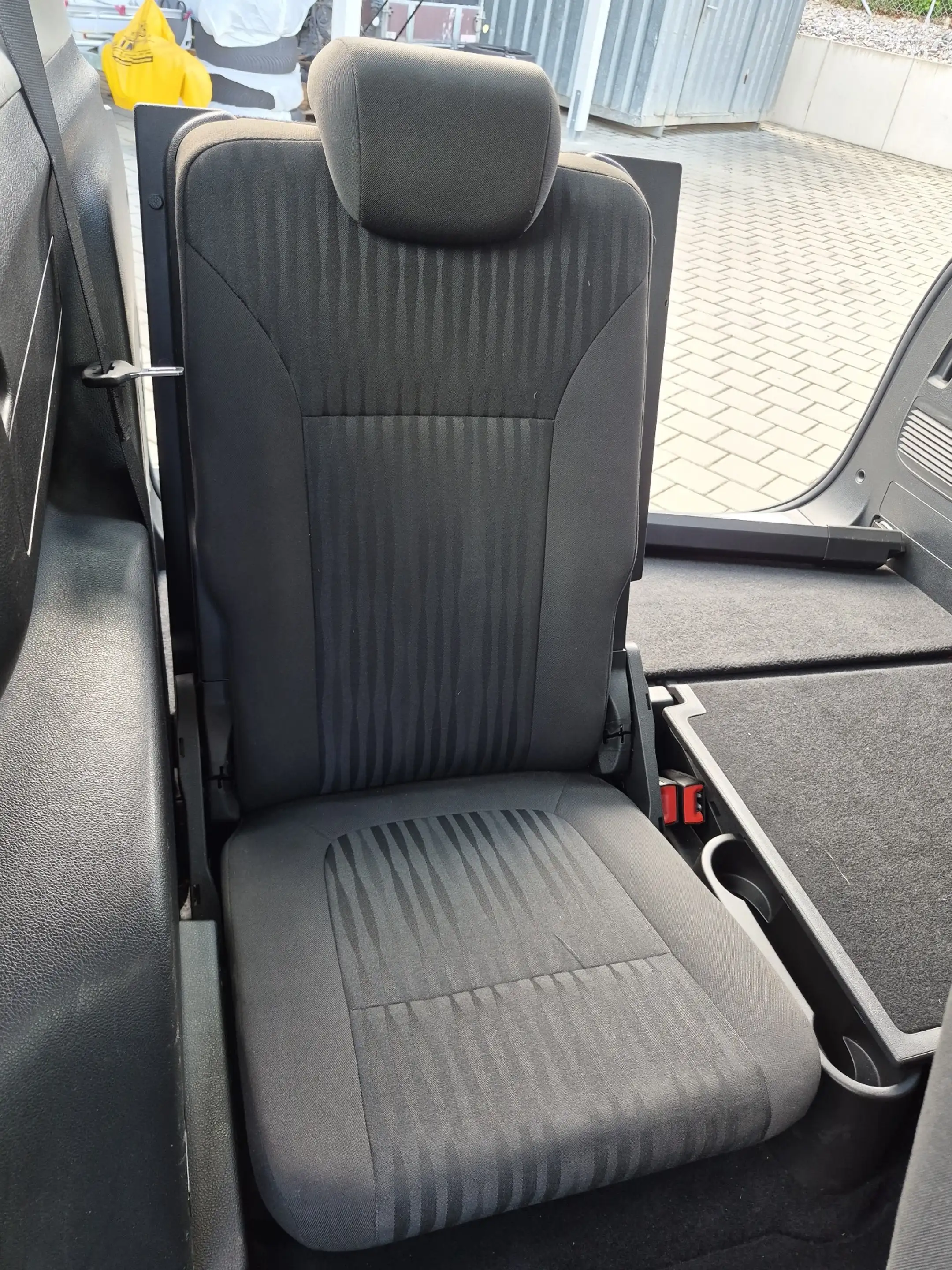Opel Zafira Tourer Edition/7 Sitze/Klima/Navi/Fahrradträger/Turbo neu — photo 13