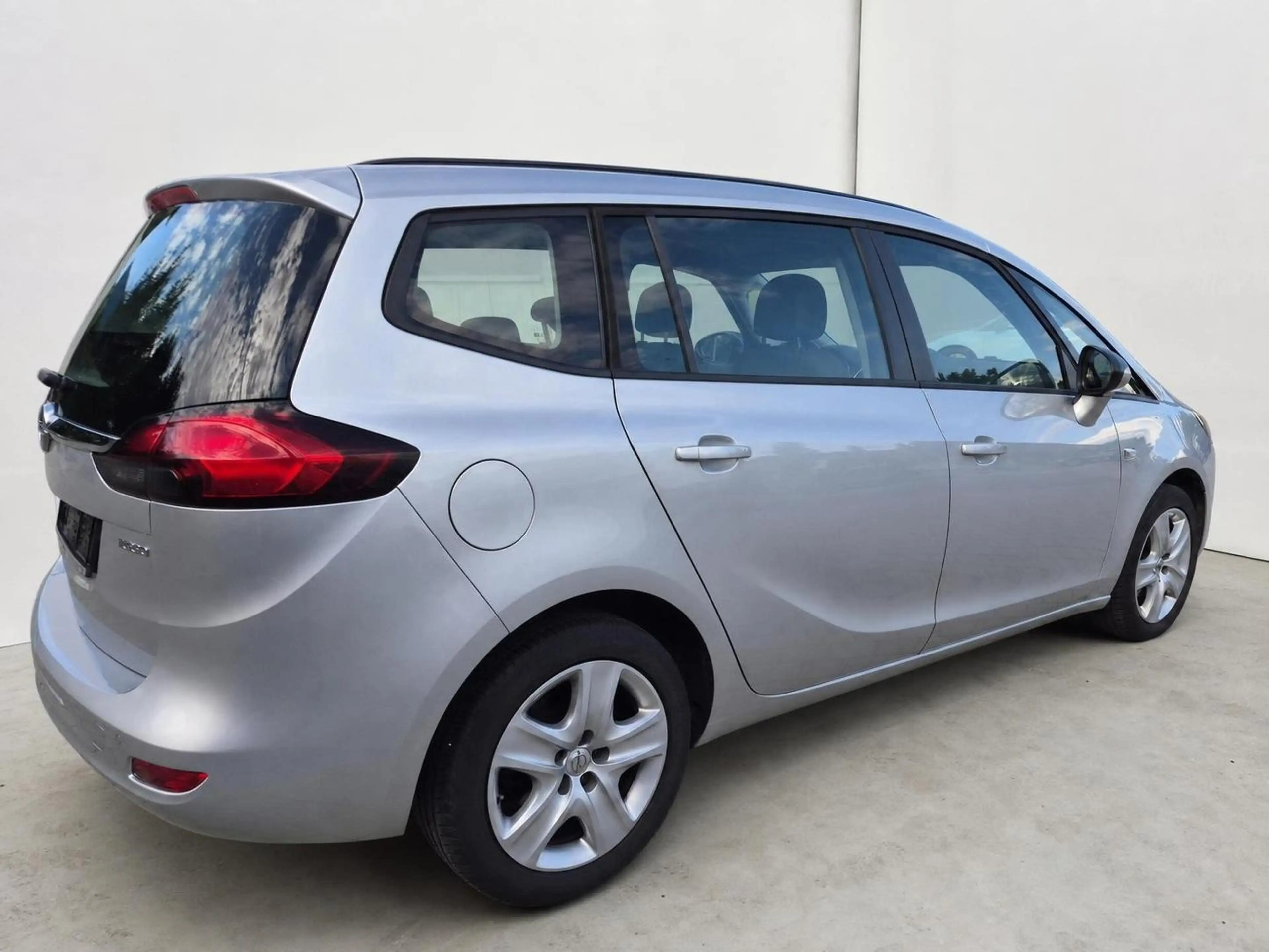 Opel Zafira Tourer Edition/7 Sitze/Klima/Navi/Fahrradträger/Turbo neu — photo 6