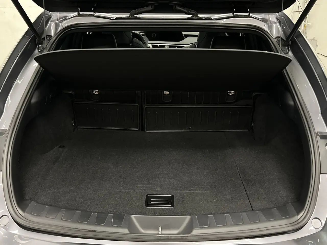 Lexus UX снимка Lexus UX