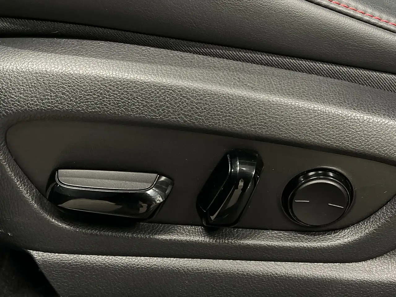 Lexus UX снимка Lexus UX