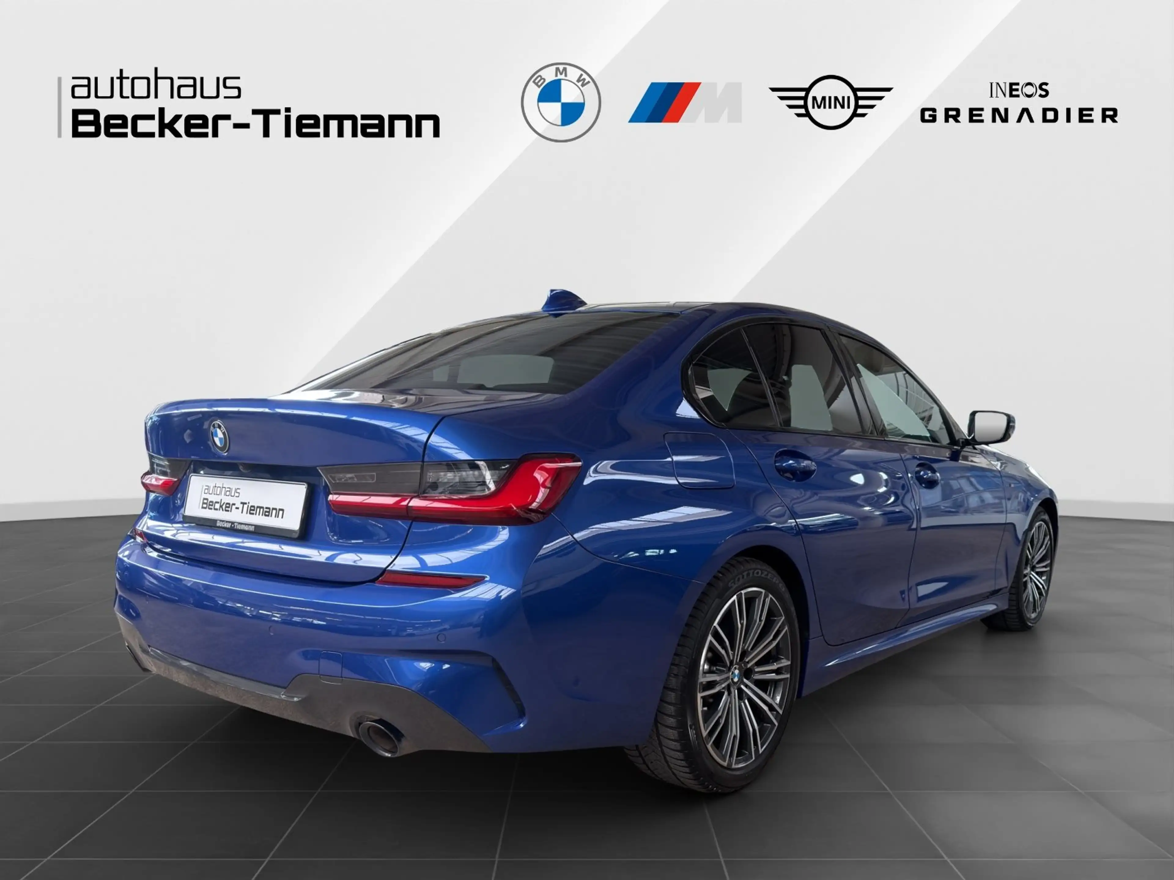 BMW 330 i Limousine / HK Sound/ M Sport / Head-Up — photo 6