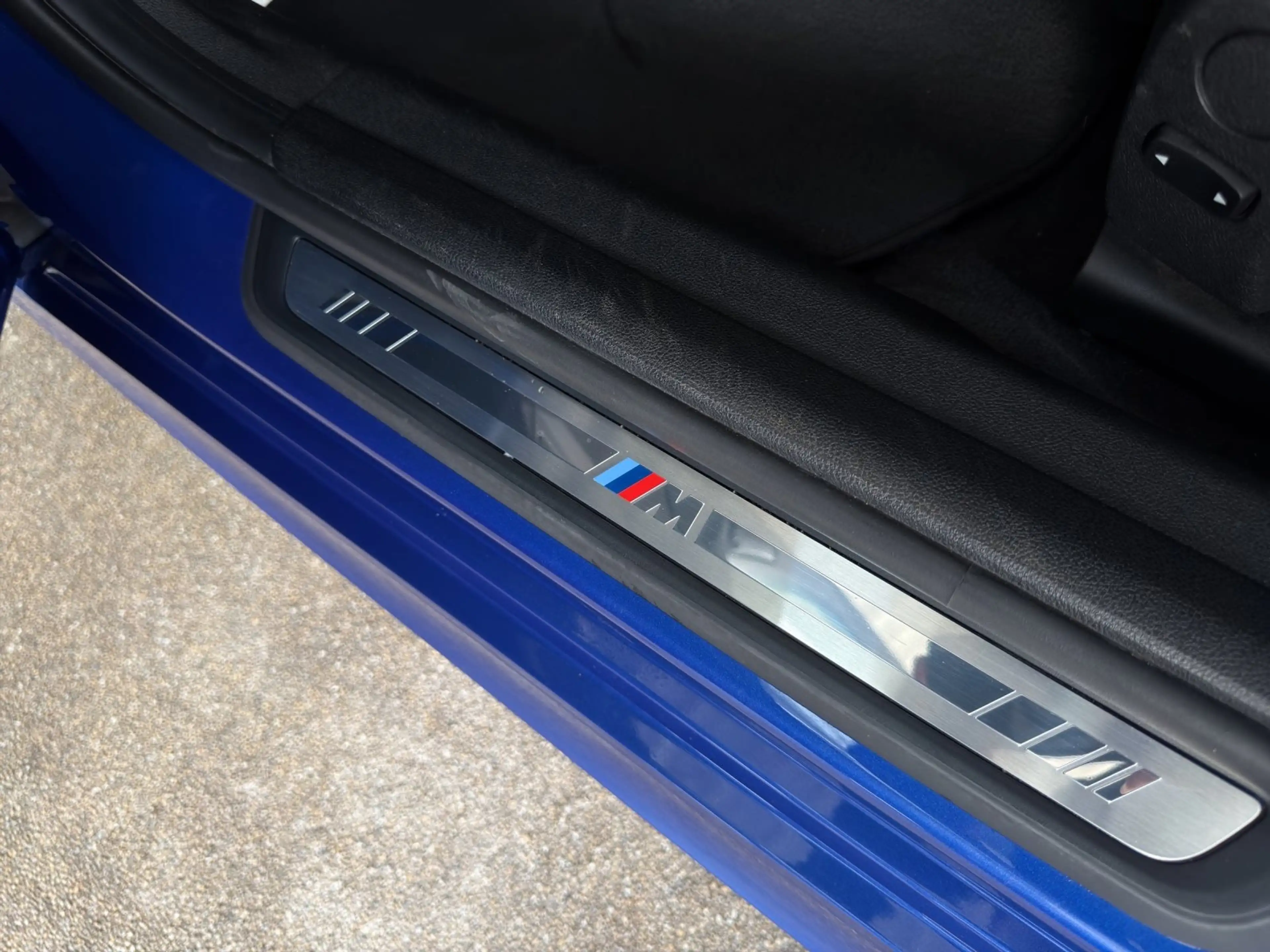 BMW 330 i Limousine / HK Sound/ M Sport / Head-Up — photo 15