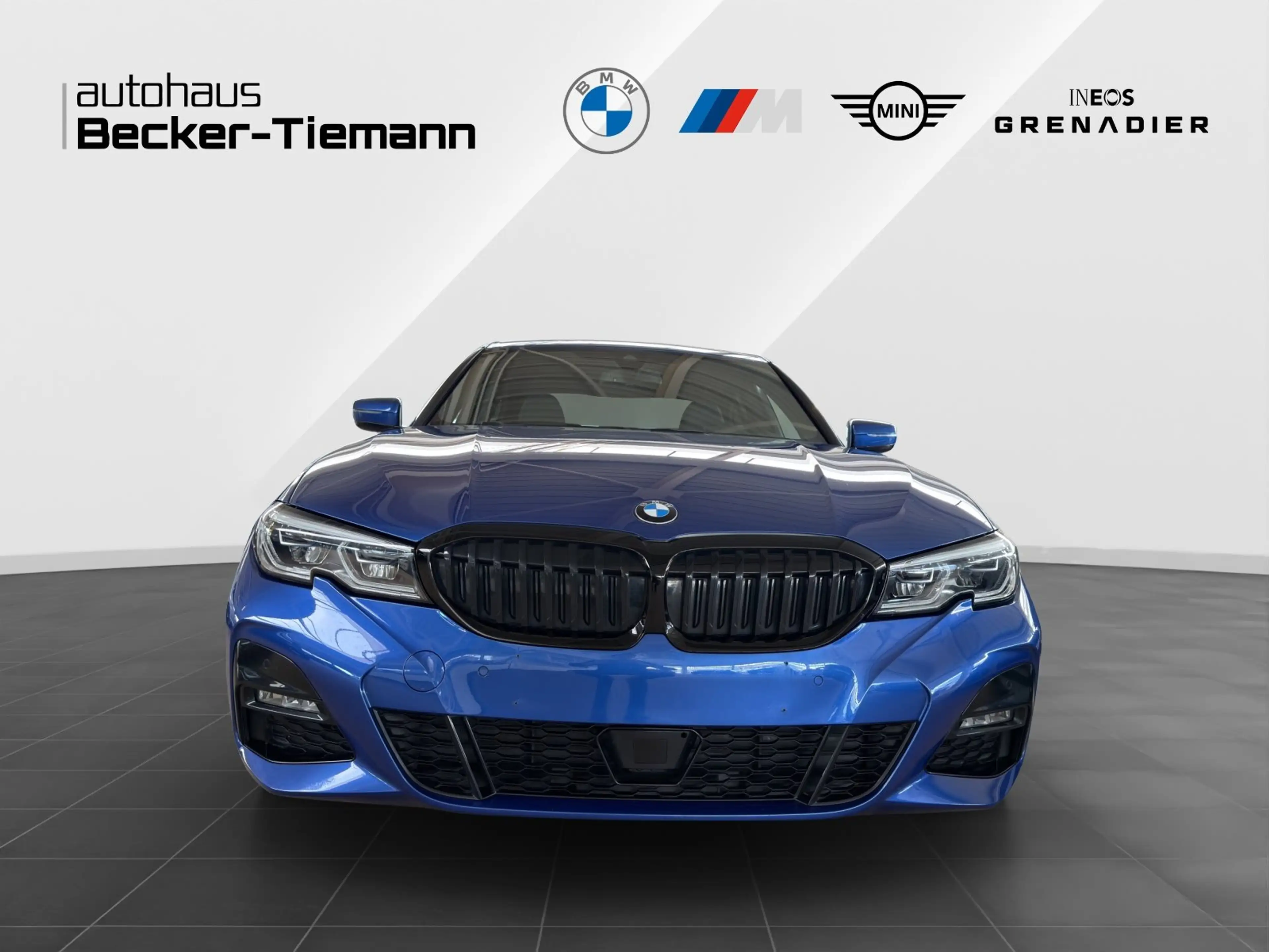 BMW 330 i Limousine / HK Sound/ M Sport / Head-Up — photo 2