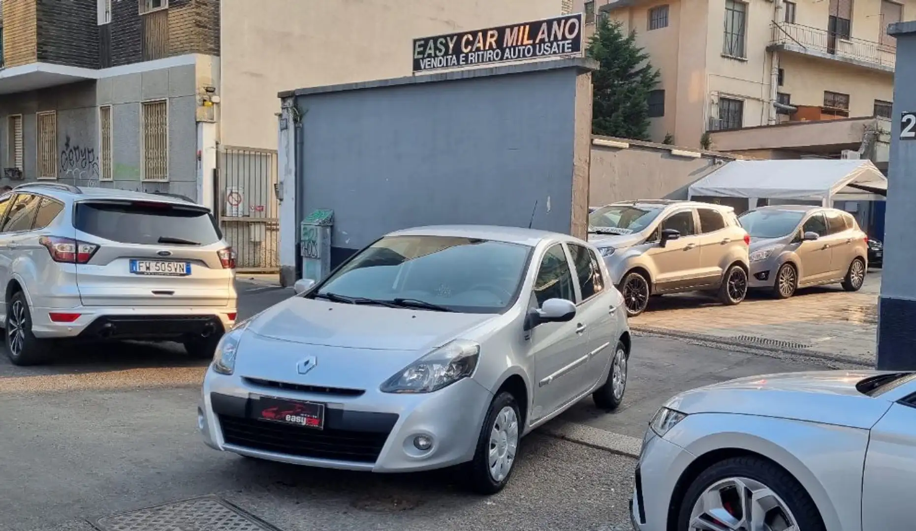 Renault Clio 5p 1.2 16v yahoo Argento - 1
