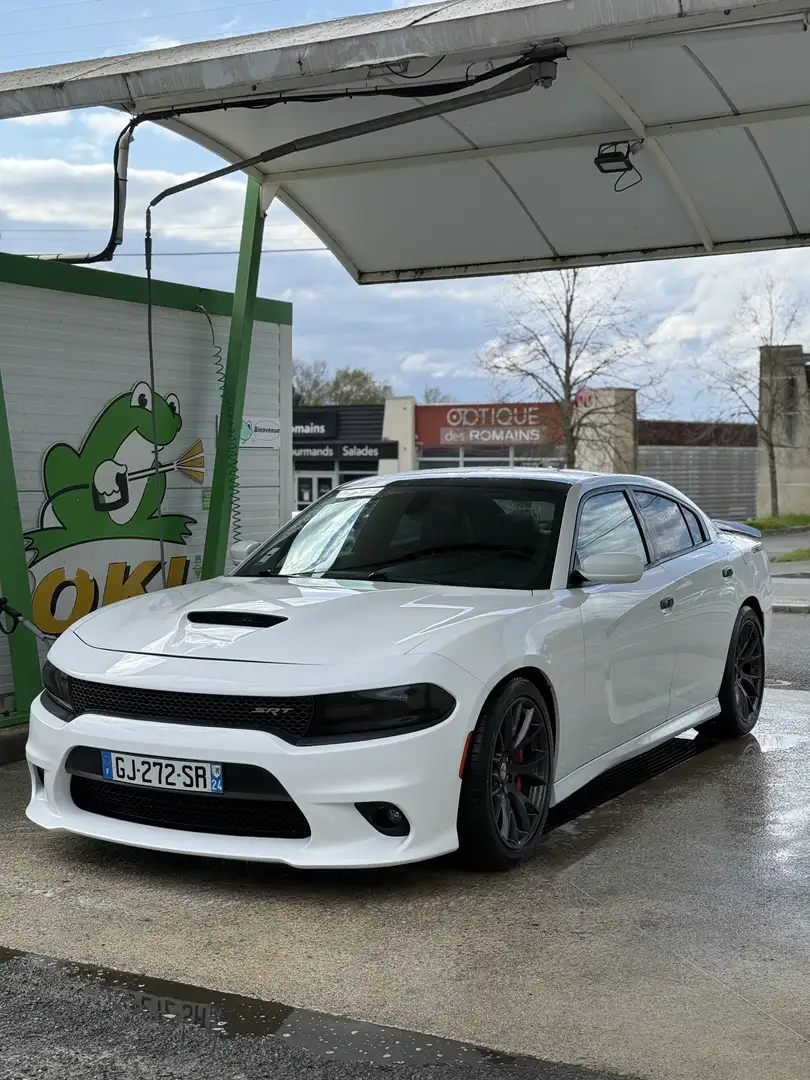 Dodge Charger 6.4 485 hemi 392 Bílá - 1