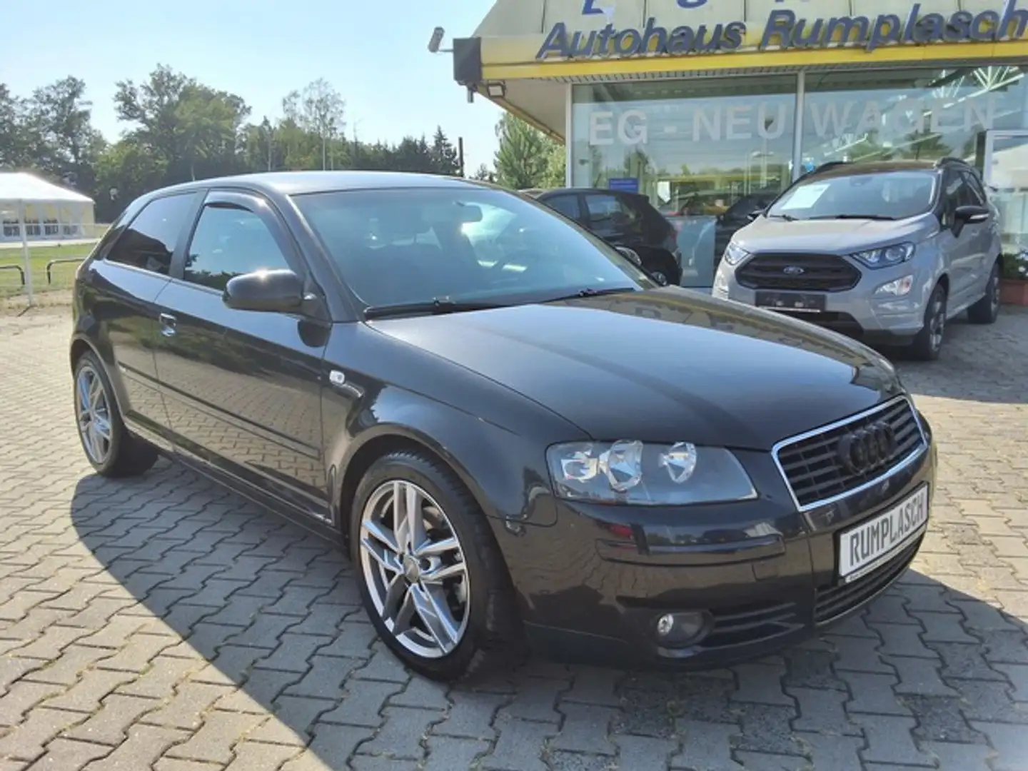 Audi A3 2.0 TDI Ambition Klimaaut. Allwetterräder Ambitio Schwarz - 1