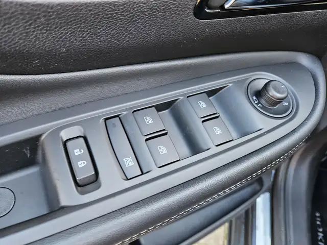 Opel Mokka X view 7