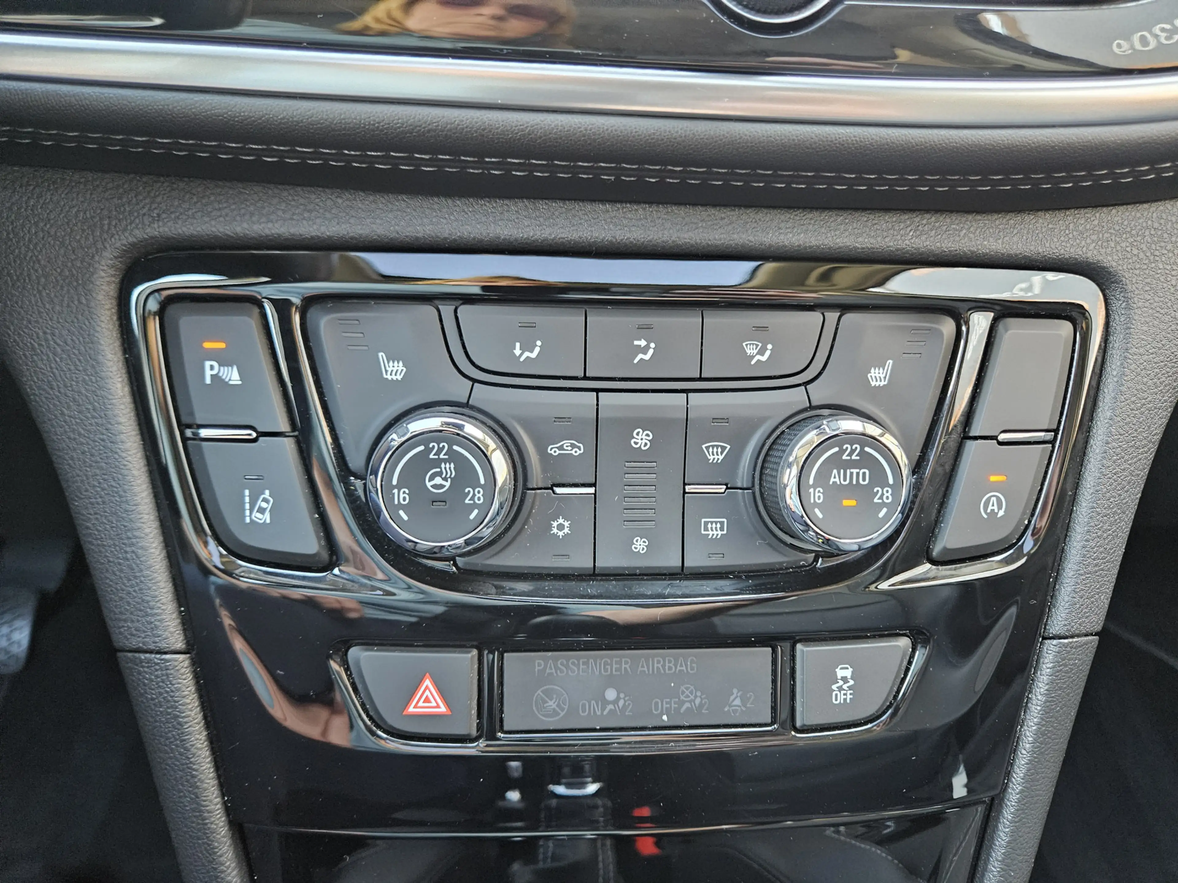 Opel Mokka X 1.4 Turbo Innovation — photo 14