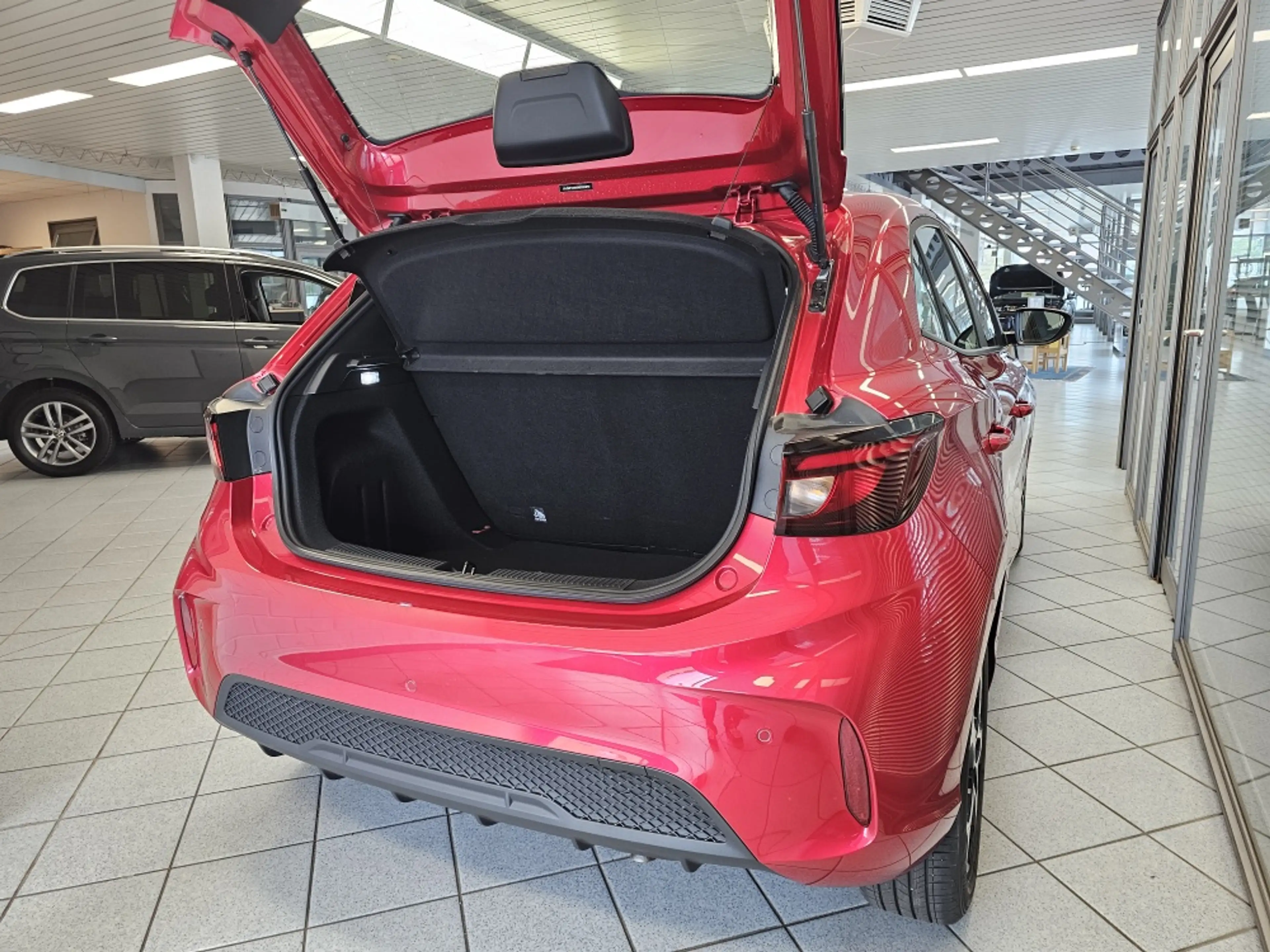 MG MG3 Comfort Navi,ACC,Climatr,Alu,PDC+Kamera — photo 3