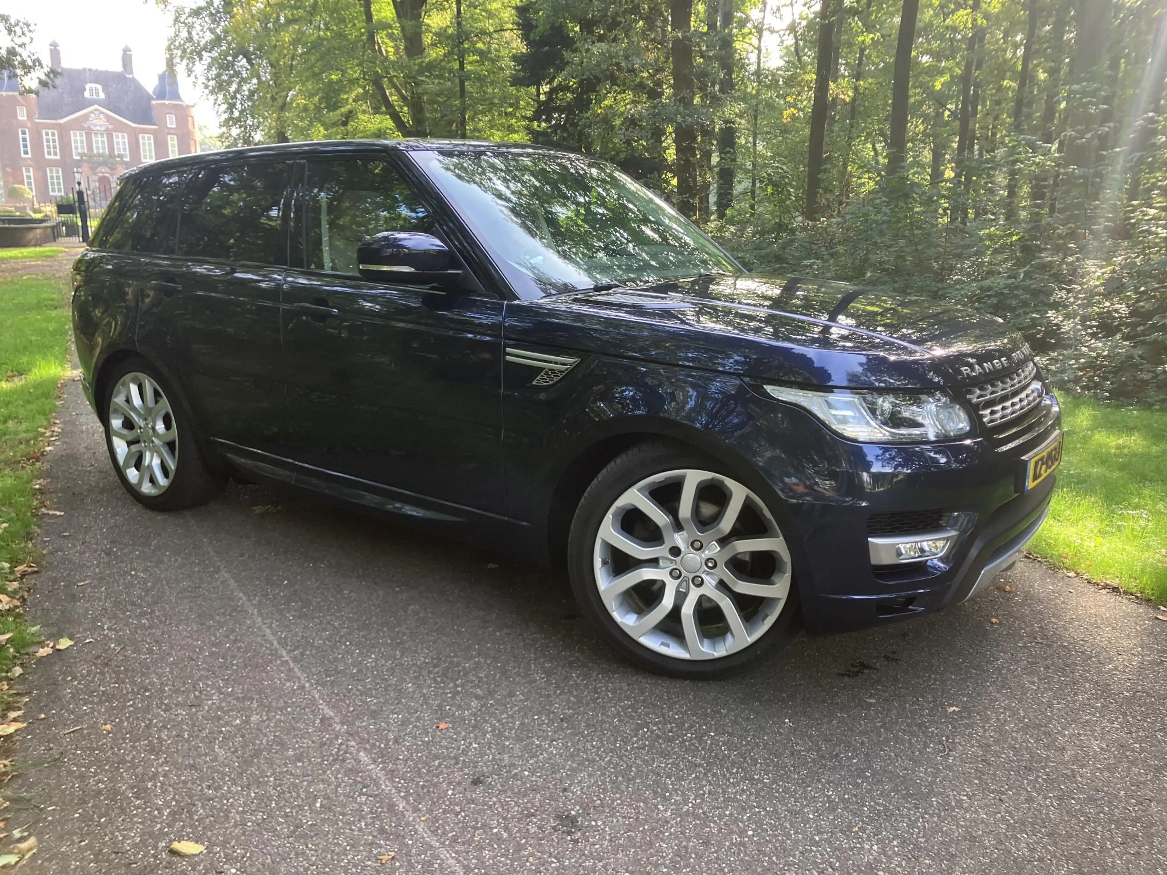 Land Rover Range Rover Sport 3.0 TDV6 HSE Dynamic — photo 9