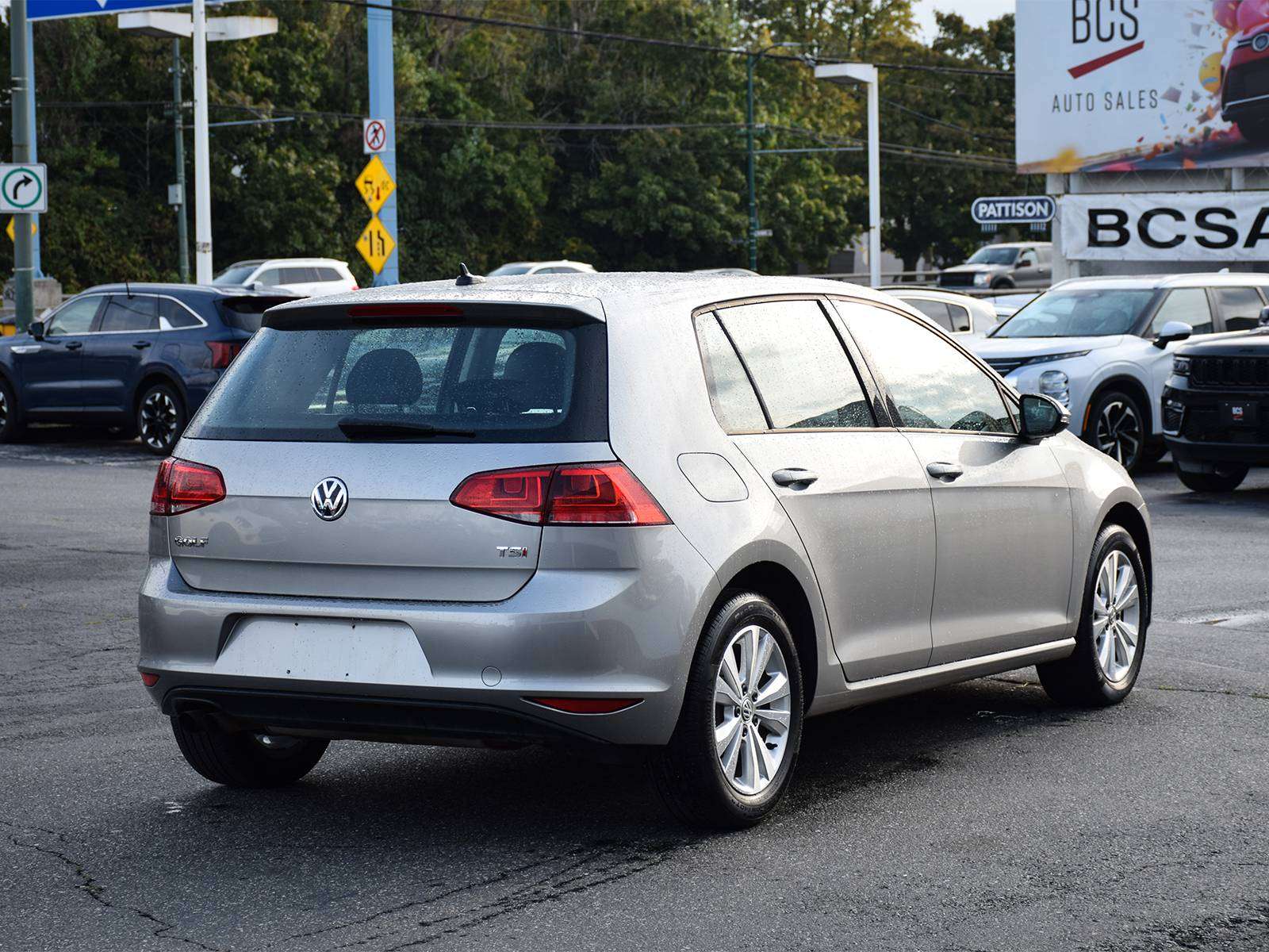 2016 Volkswagen Golf Hatchback