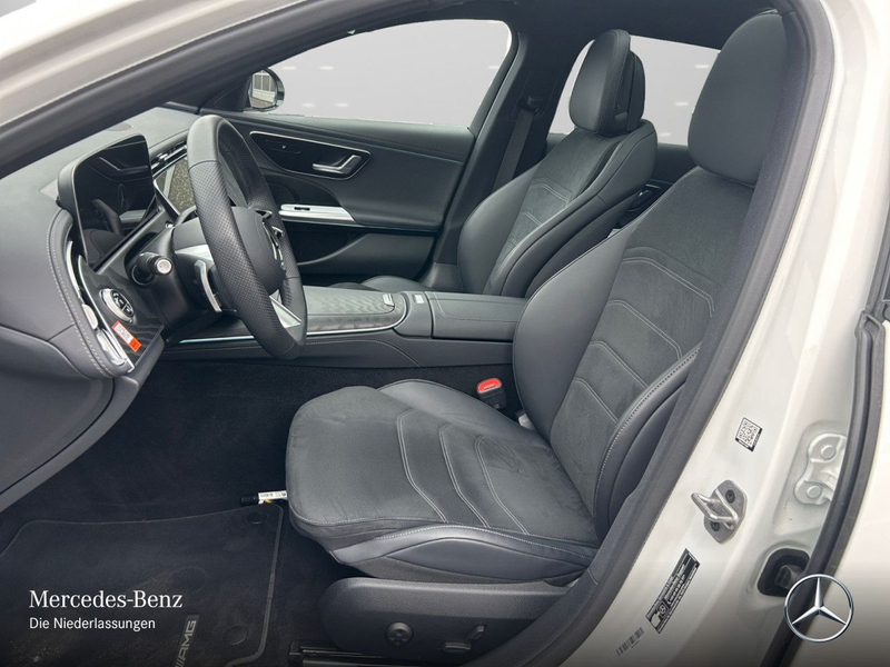 Mercedes-Benz E 220 d T AMG Pano Distr+ LED AHK Night Kamera PTS — photo 11