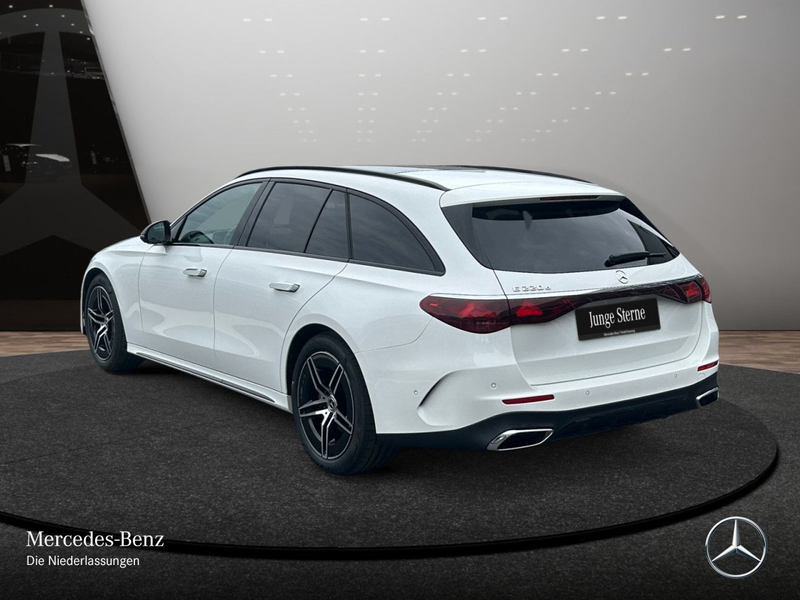 Mercedes-Benz E 220 d T AMG Pano Distr+ LED AHK Night Kamera PTS — photo 10