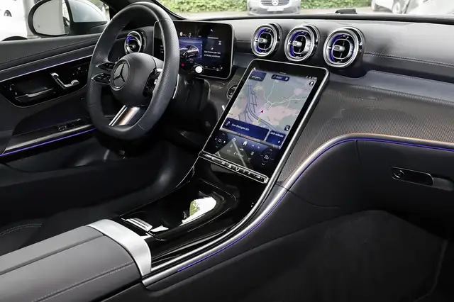 Mercedes-Benz Cle view 6