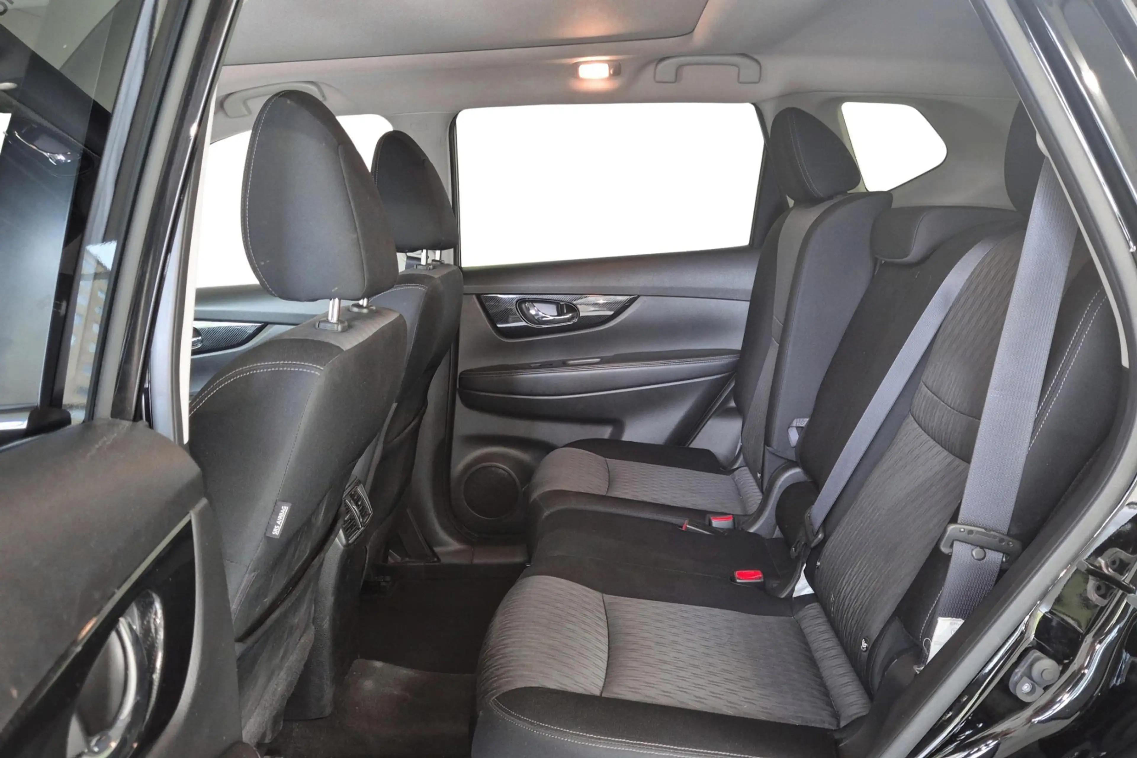 Nissan X-Trail DIG-T 160 DCT N-Connecta Automaat/7 zitplaatsen/36 — photo 7