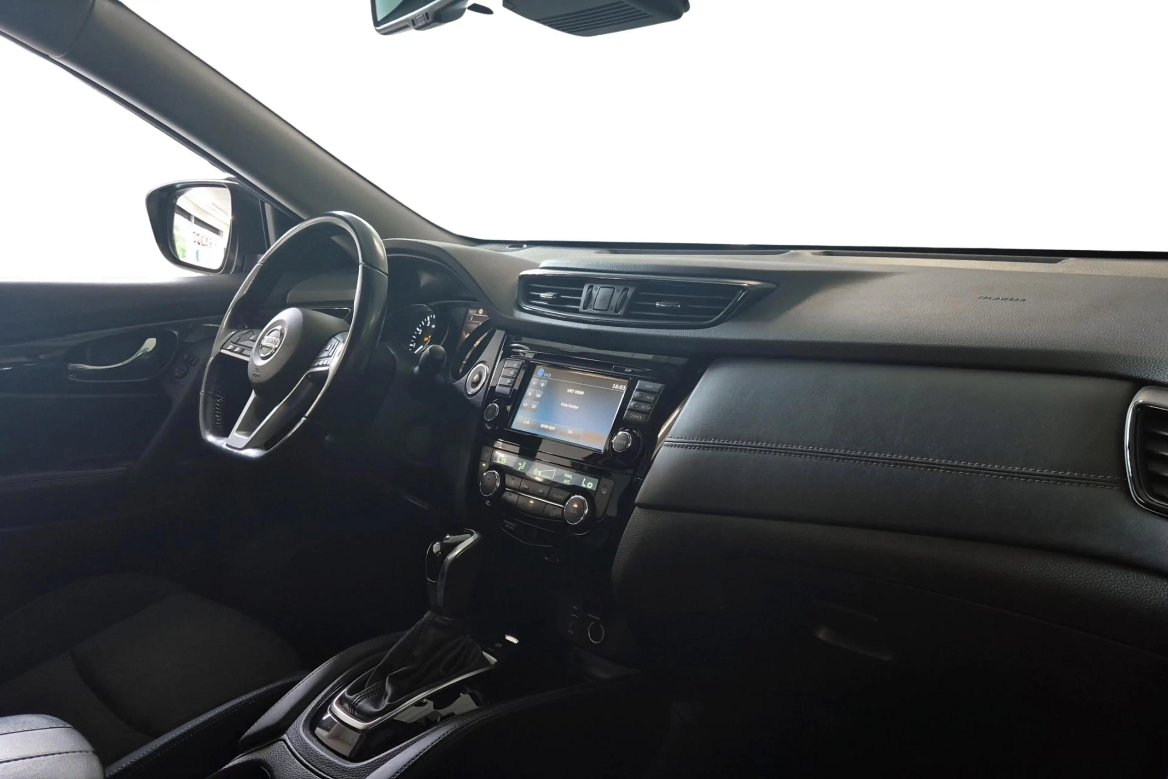 Nissan X-Trail DIG-T 160 DCT N-Connecta Automaat/7 zitplaatsen/36 — photo 5