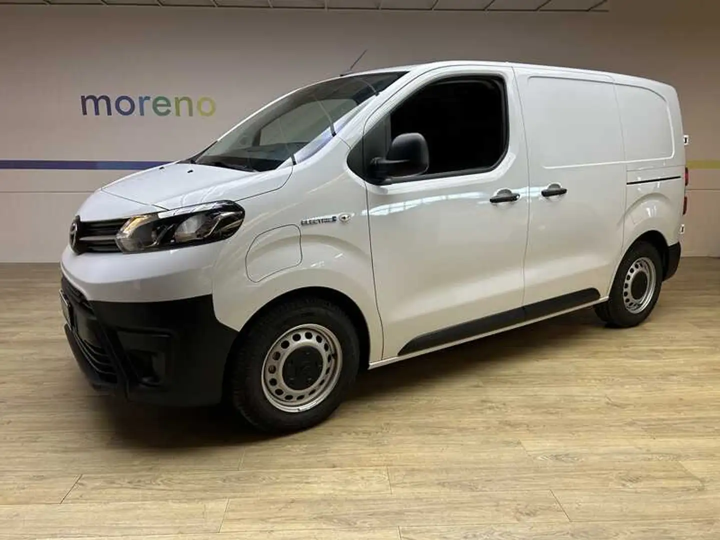 Toyota Proace electric 50kWh 10q L0 D Active Bianco - 1