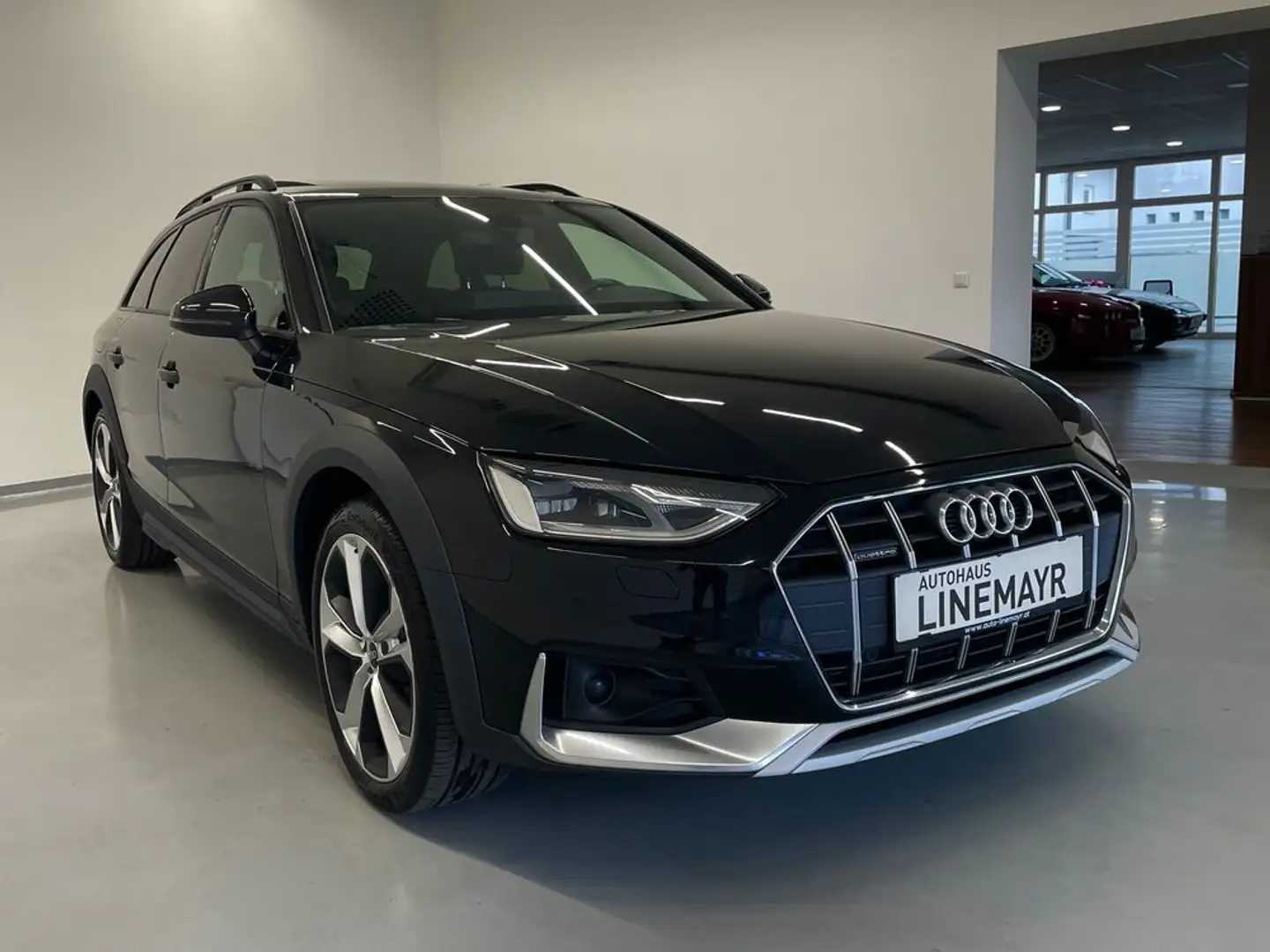 Audi A4 allroad 40 TDI quattro S-tronic Schwarz - 2