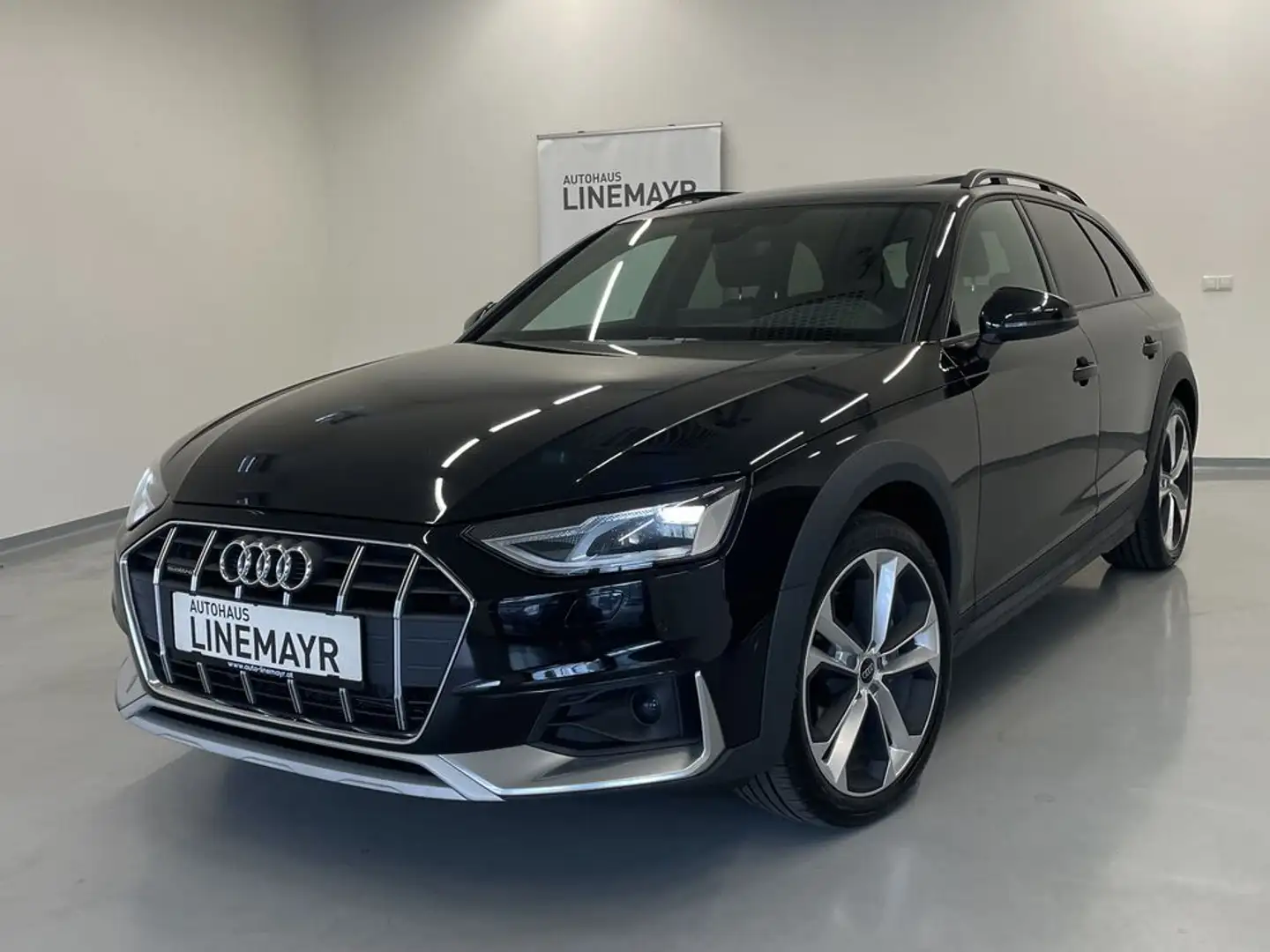Audi A4 allroad 40 TDI quattro S-tronic Schwarz - 1