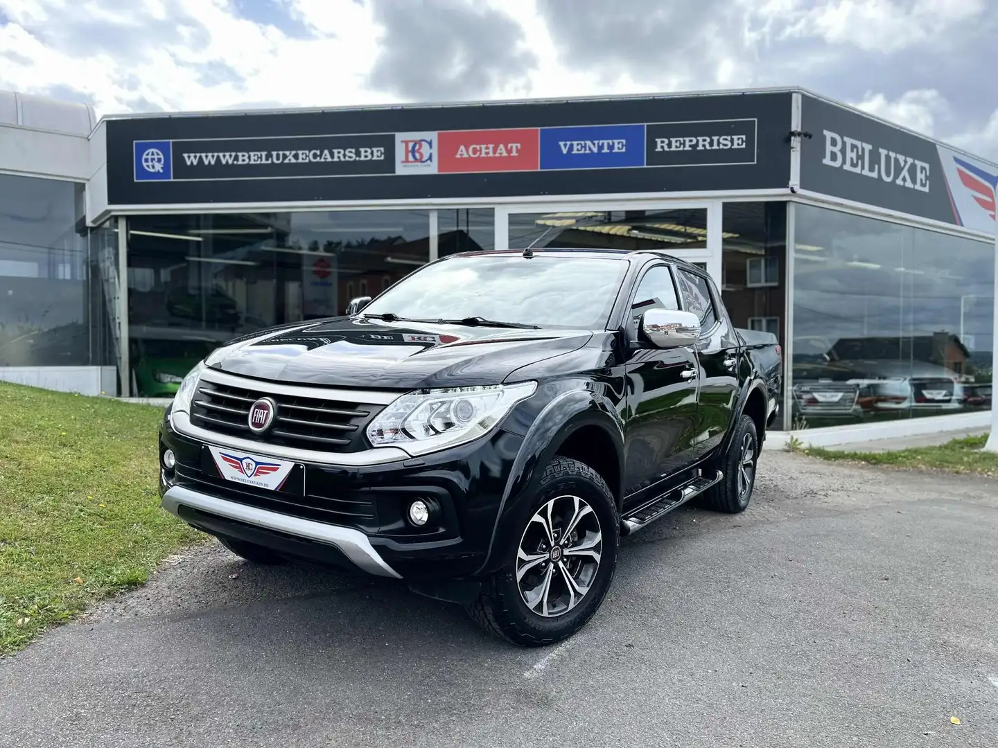 Fiat Fullback 2.4D 4WD*AUTO*CUIR*CLIM*GPS*CAM*REG-VTS*JA* Zwart - 1